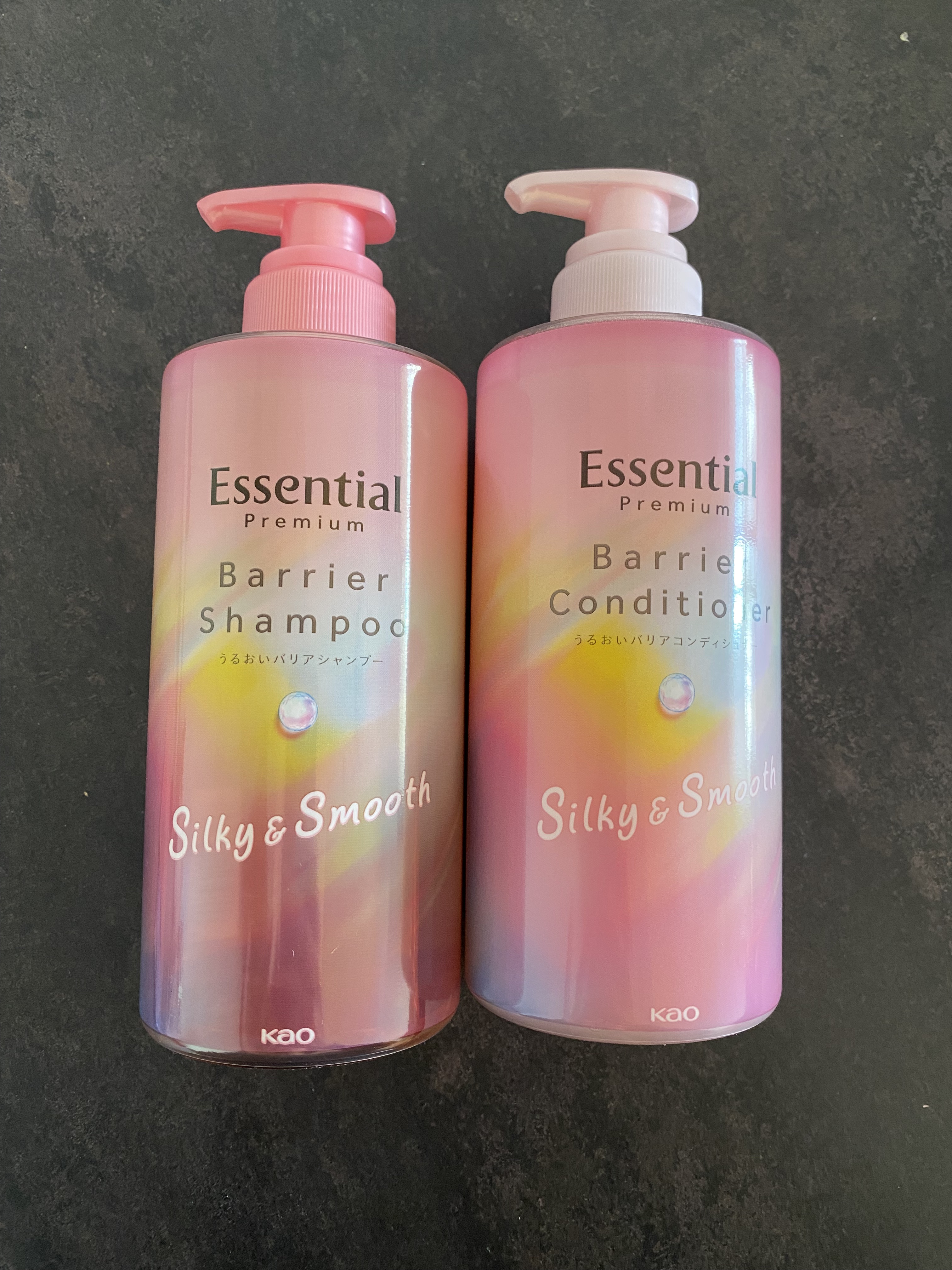 エッセンシャルプレミアム バリアシャンプー・コンディショナー シルキー＆スムース コンディショナー ポンプ 450ml【新】/エッセンシャル/市販シャンプーを使ったクチコミ（1枚目）