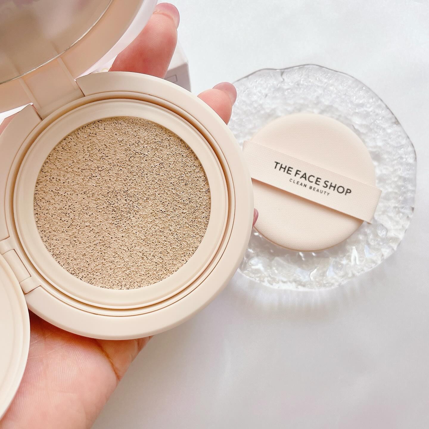 インクラスティングクッションファンデーション/THE FACE SHOP/クッションファンデーションを使ったクチコミ（2枚目）