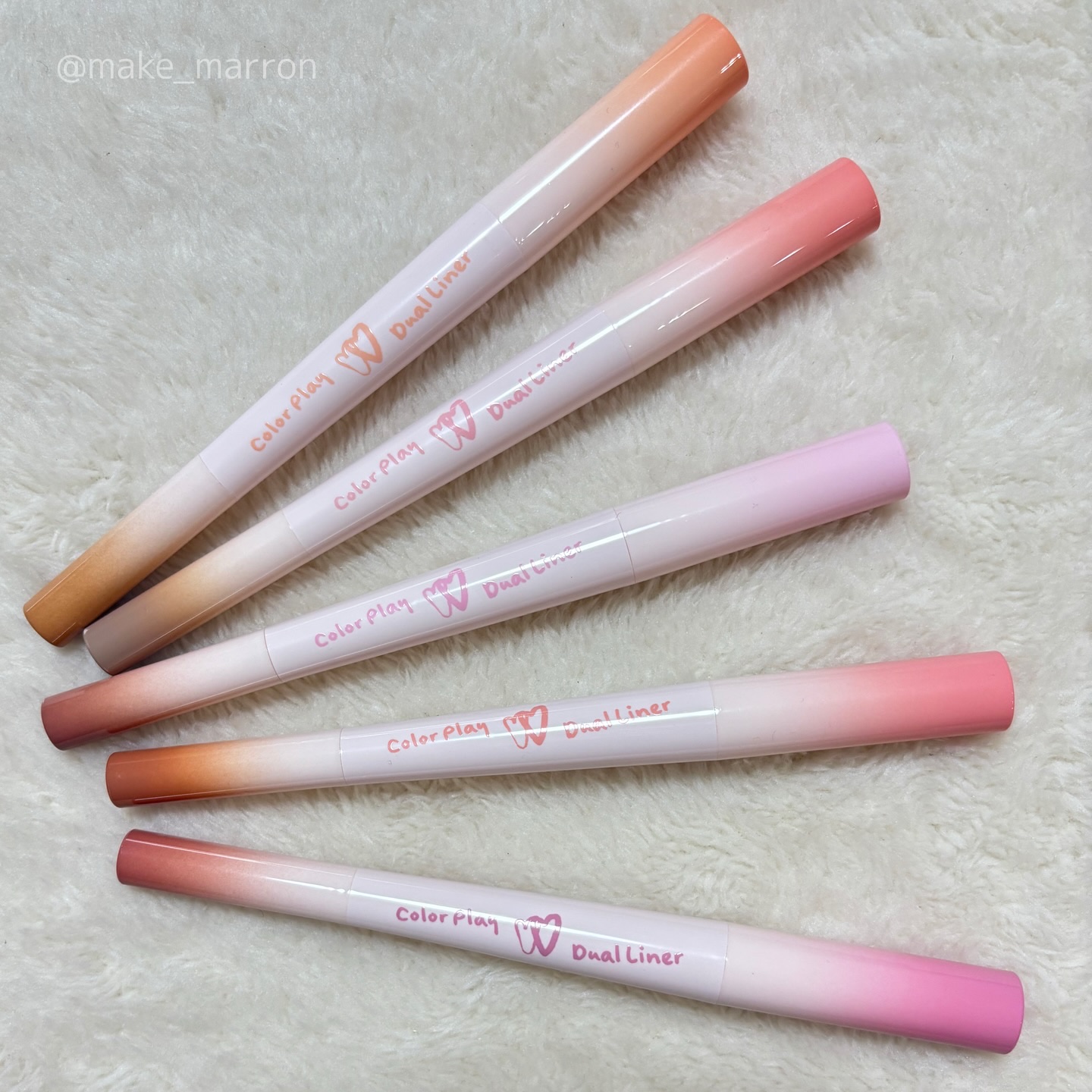 カラープレイデュアルライナー/2aN/スティックアイシャドウを使ったクチコミ（2枚目）