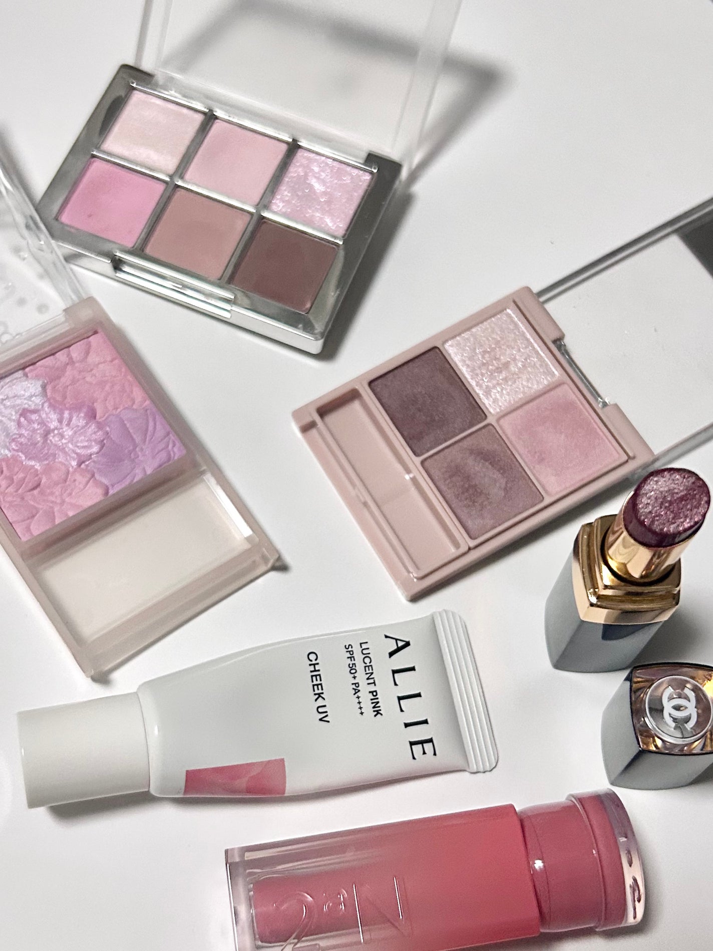 グロウフルールチークス/キャンメイク/パウダーチークを使ったクチコミ(1枚目)