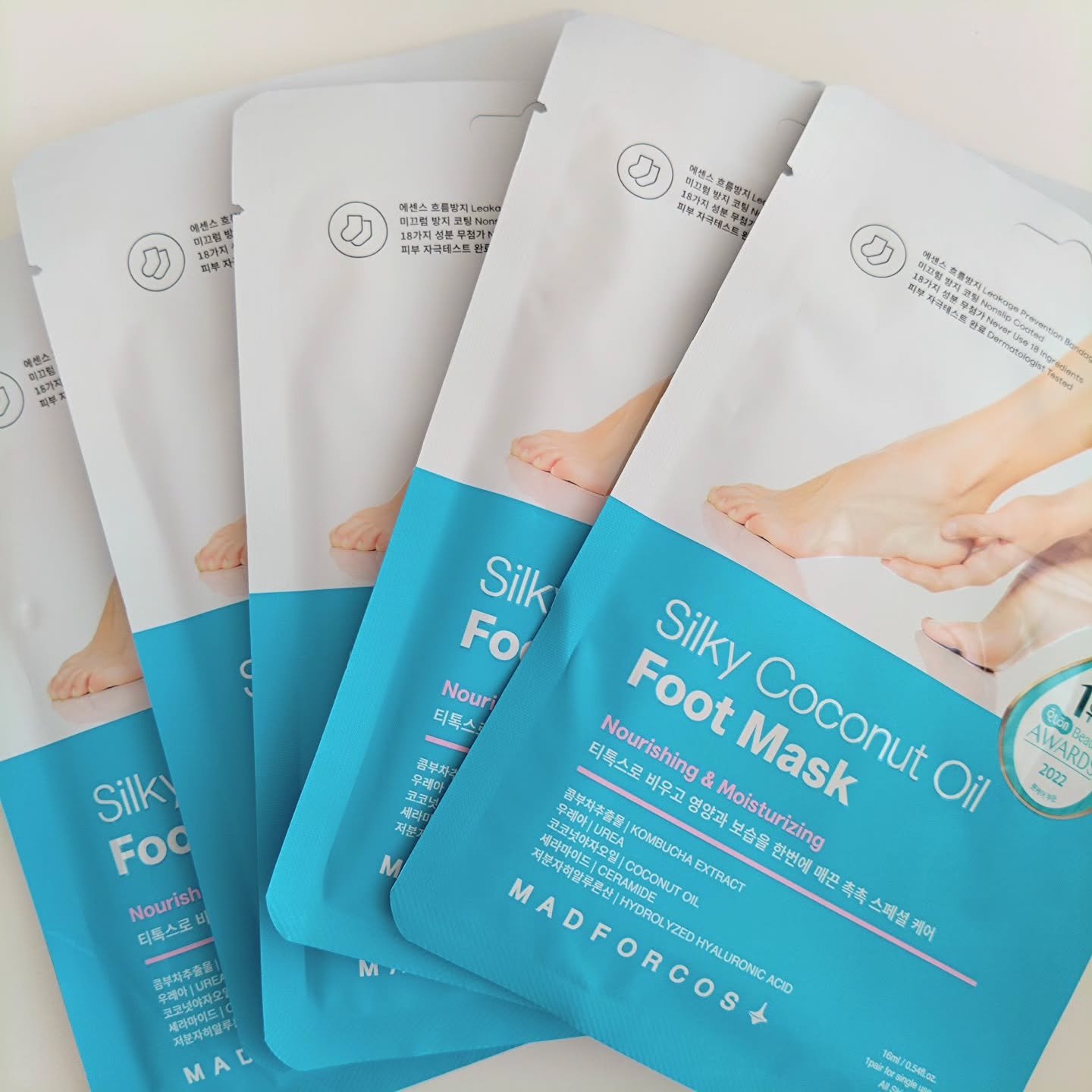 シルキーココナッツオイルフットマスク /MADFORCOS/レッグ・フットケアを使ったクチコミ（2枚目）
