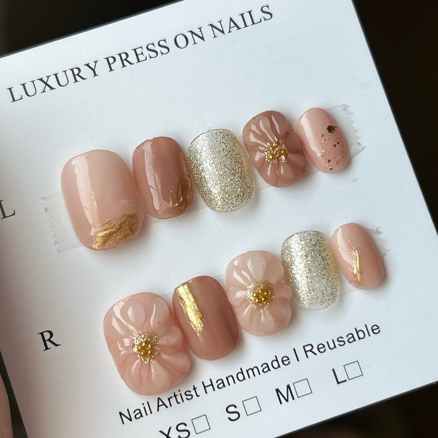 nail_c_tip フォロバ on LIPS 「◻︎独学セルフネイル◻︎チビ爪でも出来るネイル◻︎プチプラ10..」(2枚目)