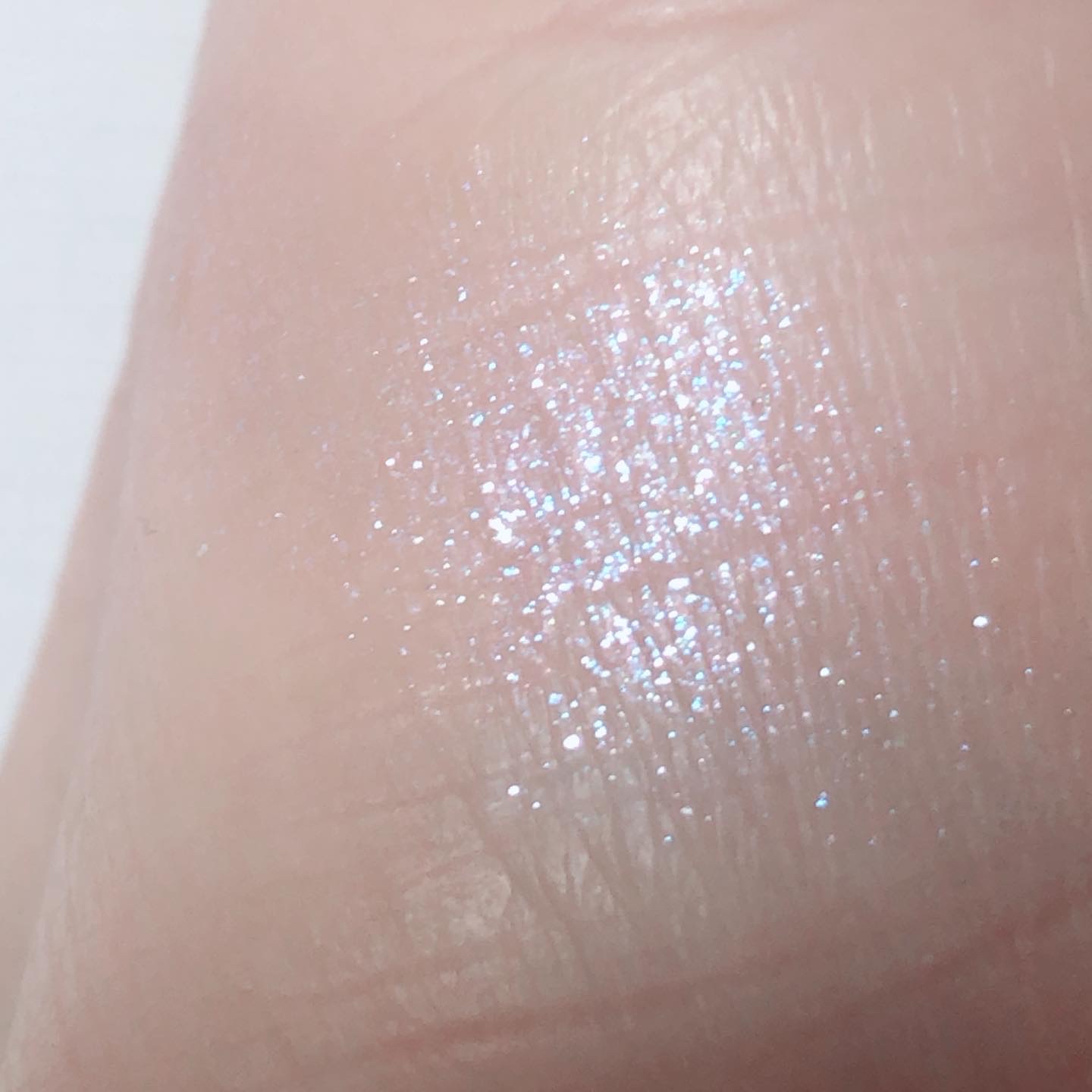 ルナソル モノアイカラーレーション/LUNASOL/単色アイシャドウを使ったクチコミ（3枚目）