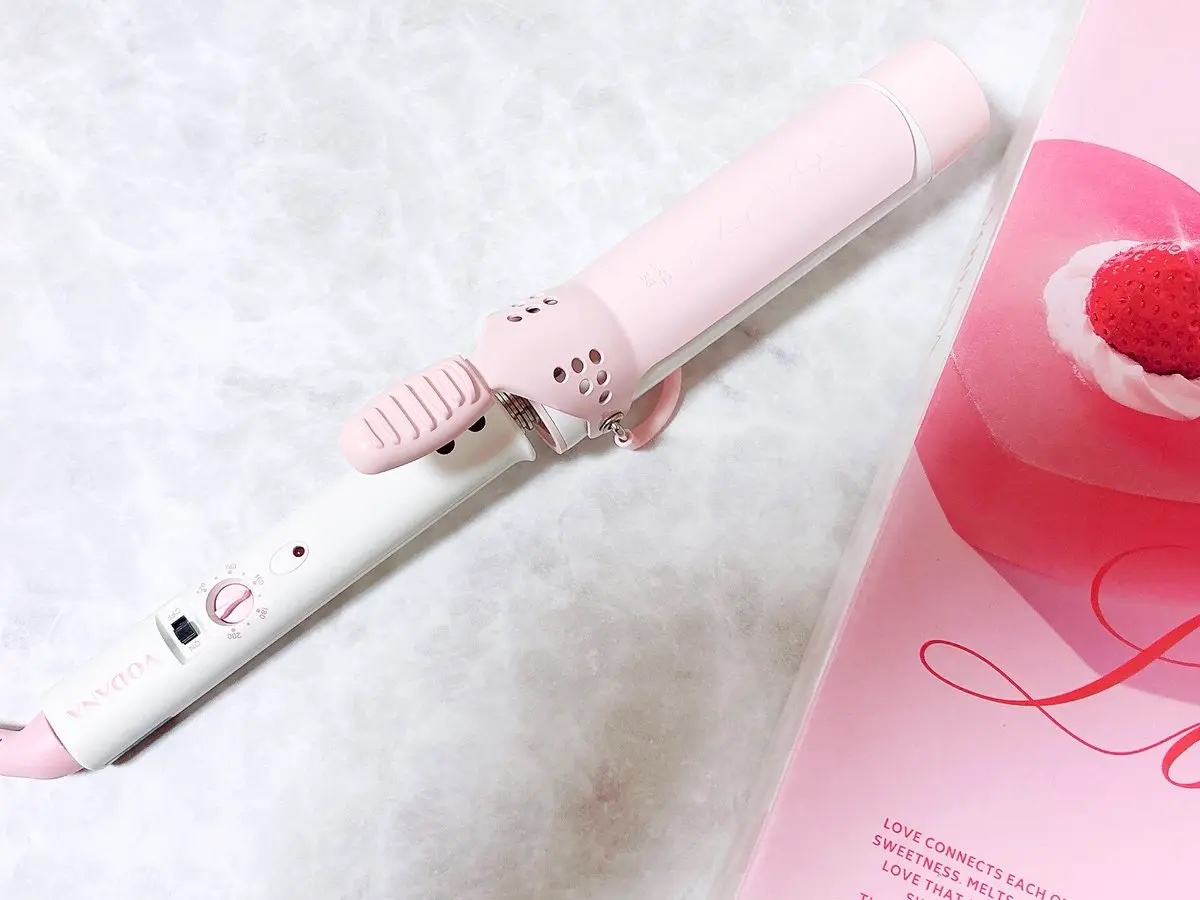 ＼ゆるっとふわっと簡単カール🫧／

36mmのアイロンは今まで使ってきた中で1番大きいサイズなんだけど、ゆるっとしたふんわりカールが一気に作れてすっごくラクだね！？✨
前髪はしづらかったけど、ある程度髪の長さがある人にはすごくオススメ。
