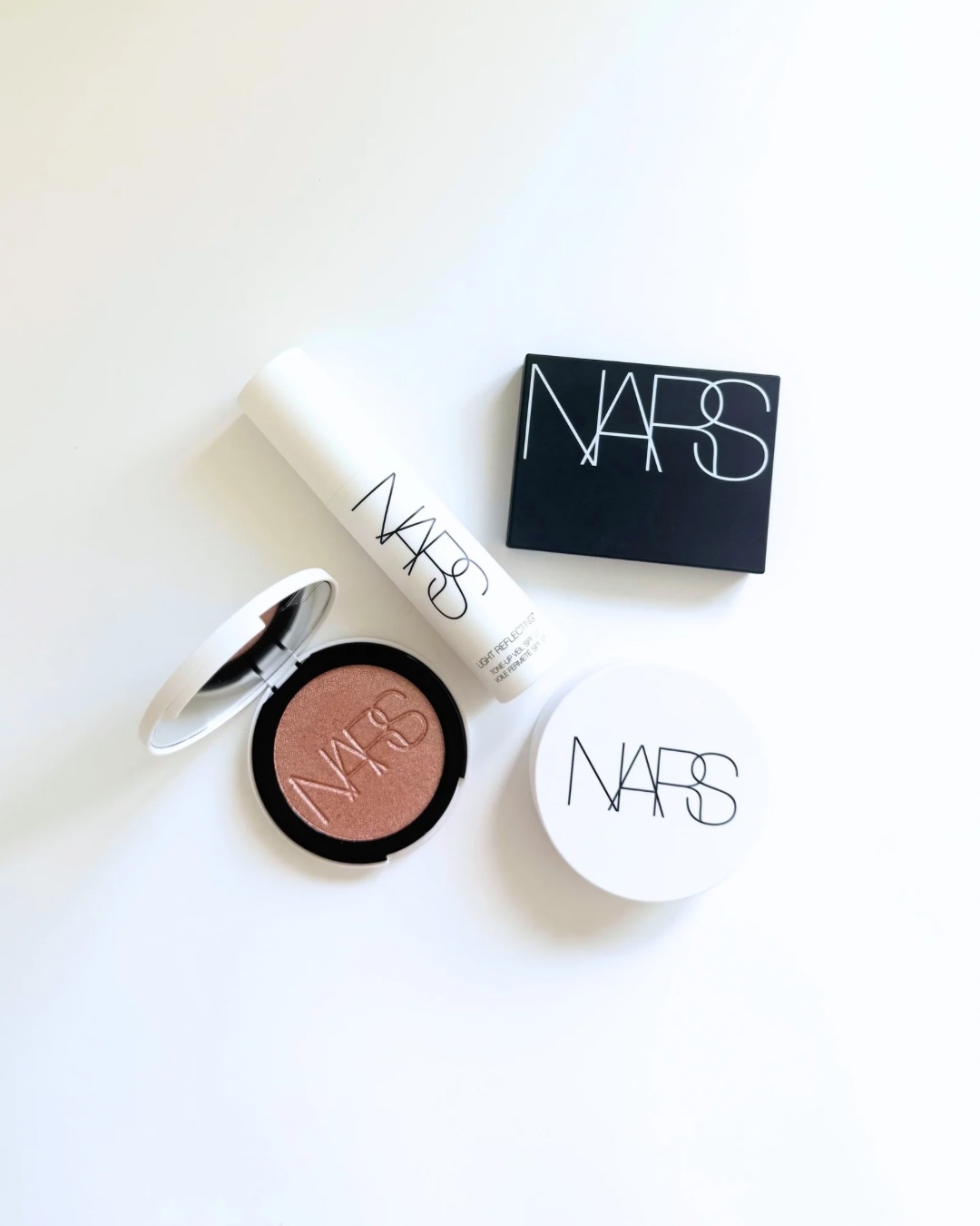 ライトリフレクティングセッティングパウダー　プレスト　N/NARS/プレストパウダーを使ったクチコミ（1枚目）