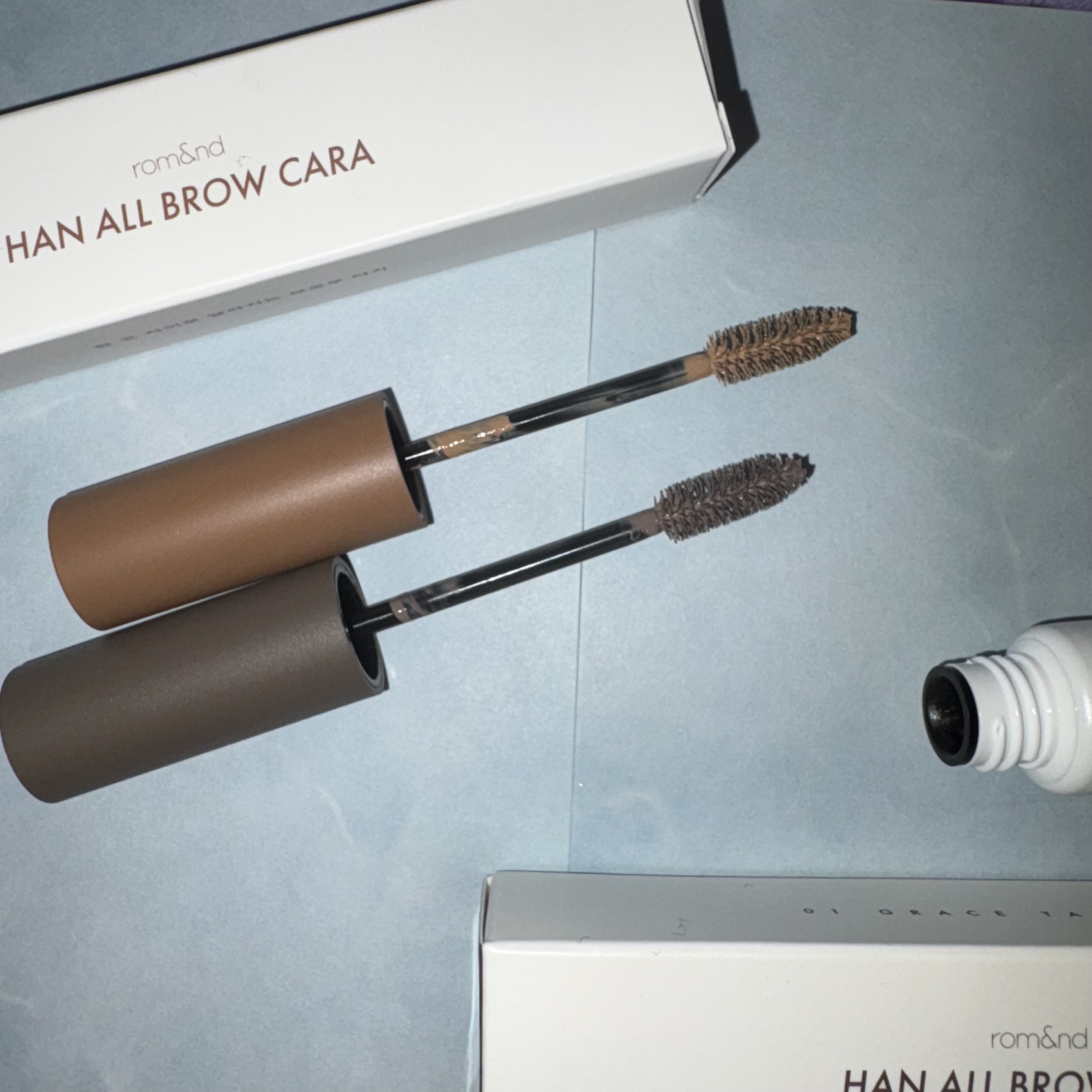 ハンオールブロウカラ/rom&nd/眉マスカラを使ったクチコミ（3枚目）