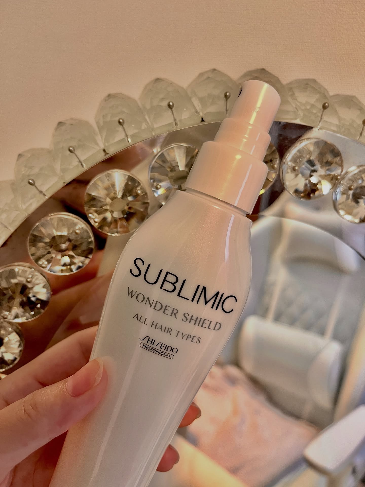 @shiseidopro_official

サブリミック ワンダーシールド

初めて使って
あまりのサラサラぶりに驚愕😳

タオルドライ後にシュッシュして乾かすだけなんだけど
なぜかドライヤー時間が短くなる気がするし、
つるっつるのサラ