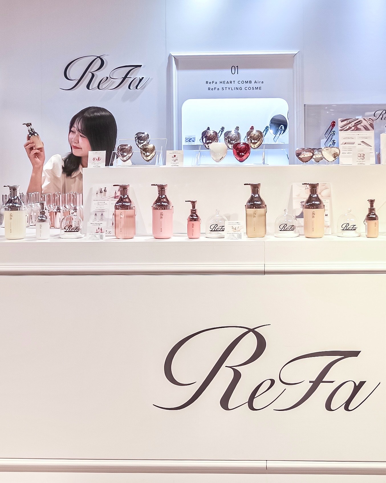 ロフトで開催されている
Refa主催のRefa POPUP EVENTに遊びに行ってきたよ✨
@refa_mtg 
ㅤㅤㅤㅤㅤㅤㅤㅤㅤㅤㅤㅤㅤ
発売したばかりのリファミルクプロテイン ロイヤルラインも！
シリーズ最高峰の指どおりで
しっとり