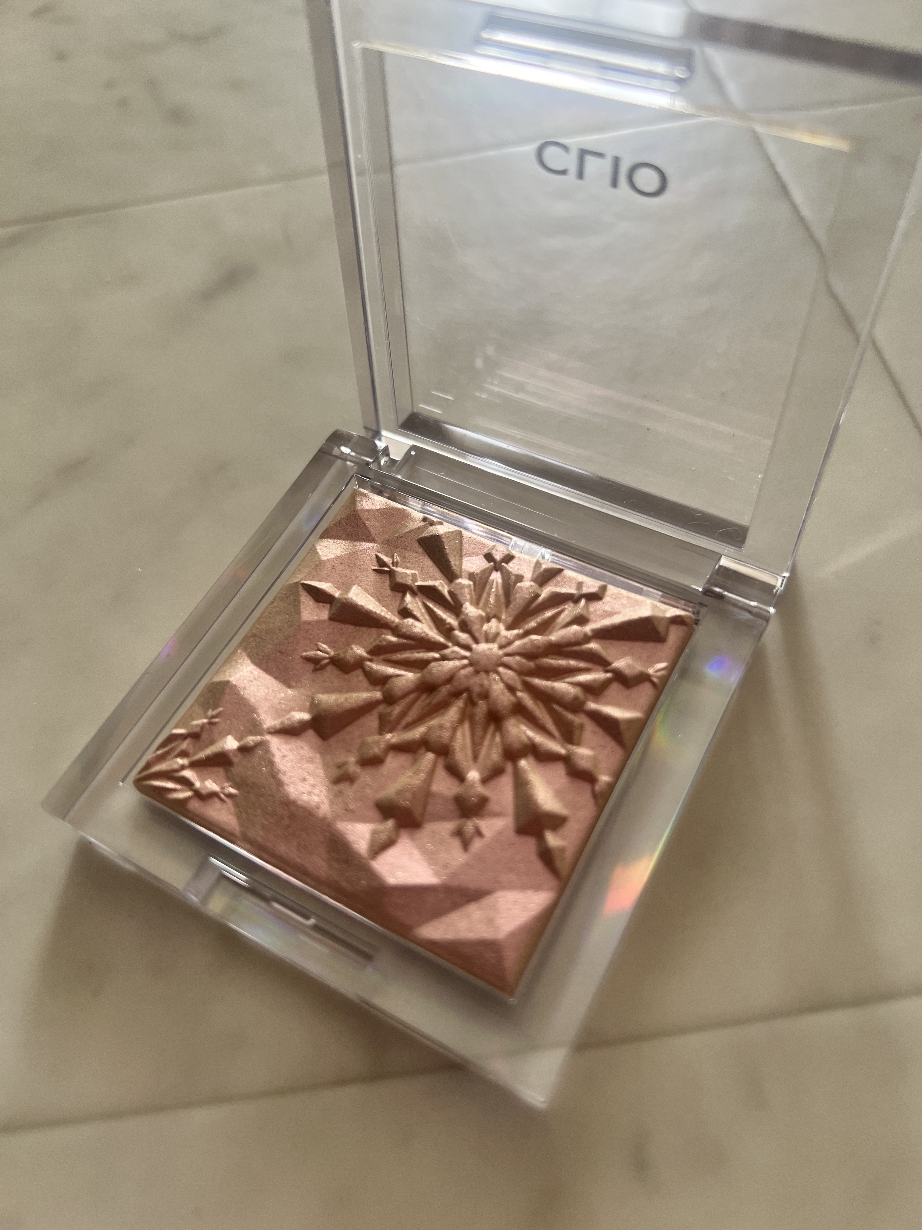 クリオ プリズム ハイライター/CLIO/パウダーハイライトを使ったクチコミ（1枚目）