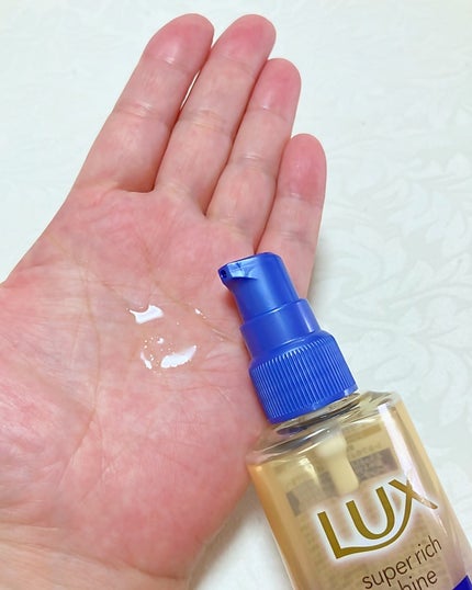 ラックス スーパーリッチシャイン リラックスナイトケア まとまりヘアオイル/LUX/ヘアオイルを使ったクチコミ(7枚目)