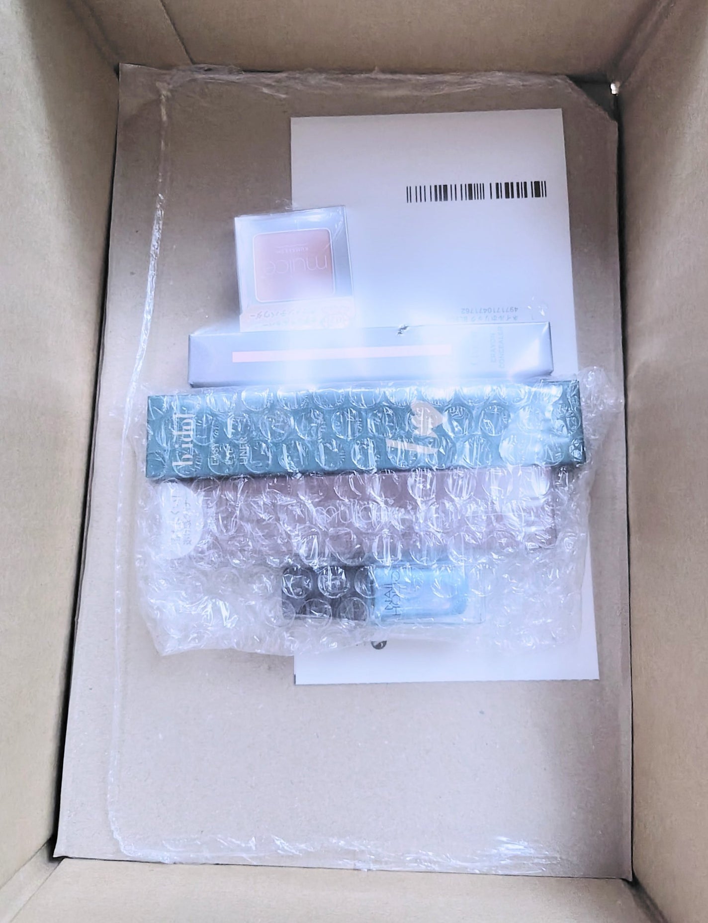 クレヨンコンシーラー/チャコット・コスメティクス/ペンシルコンシーラーを使ったクチコミ(1枚目)