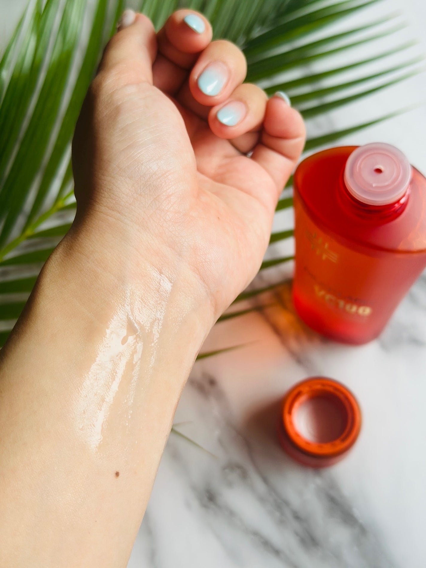 ばにら on LIPS 「商品名:VC100エッセンスローションEX発売日:2025年2..」(3枚目)