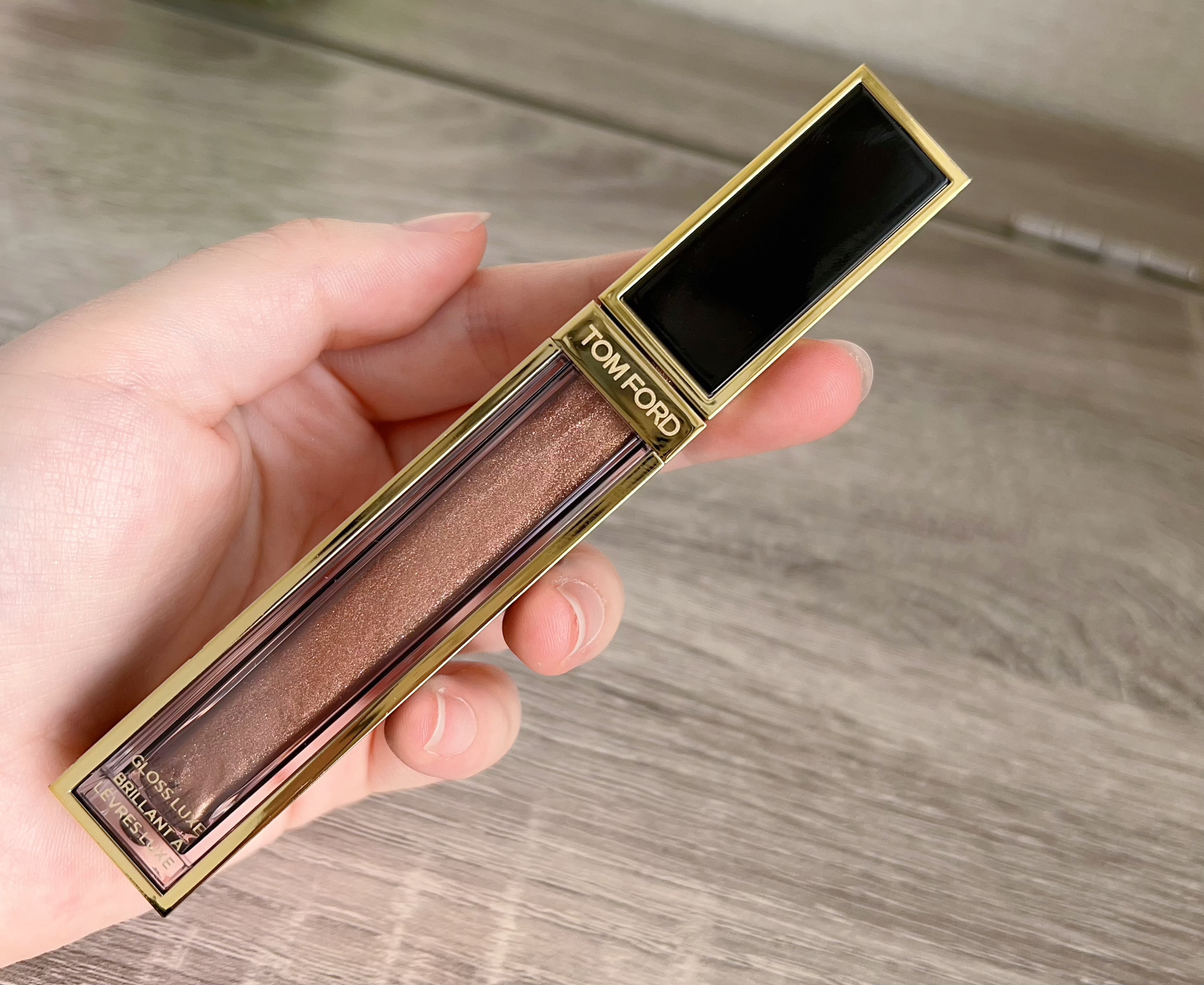 新色レビュー】グロス リュクス｜TOM FORD BEAUTYの人気色を比較
