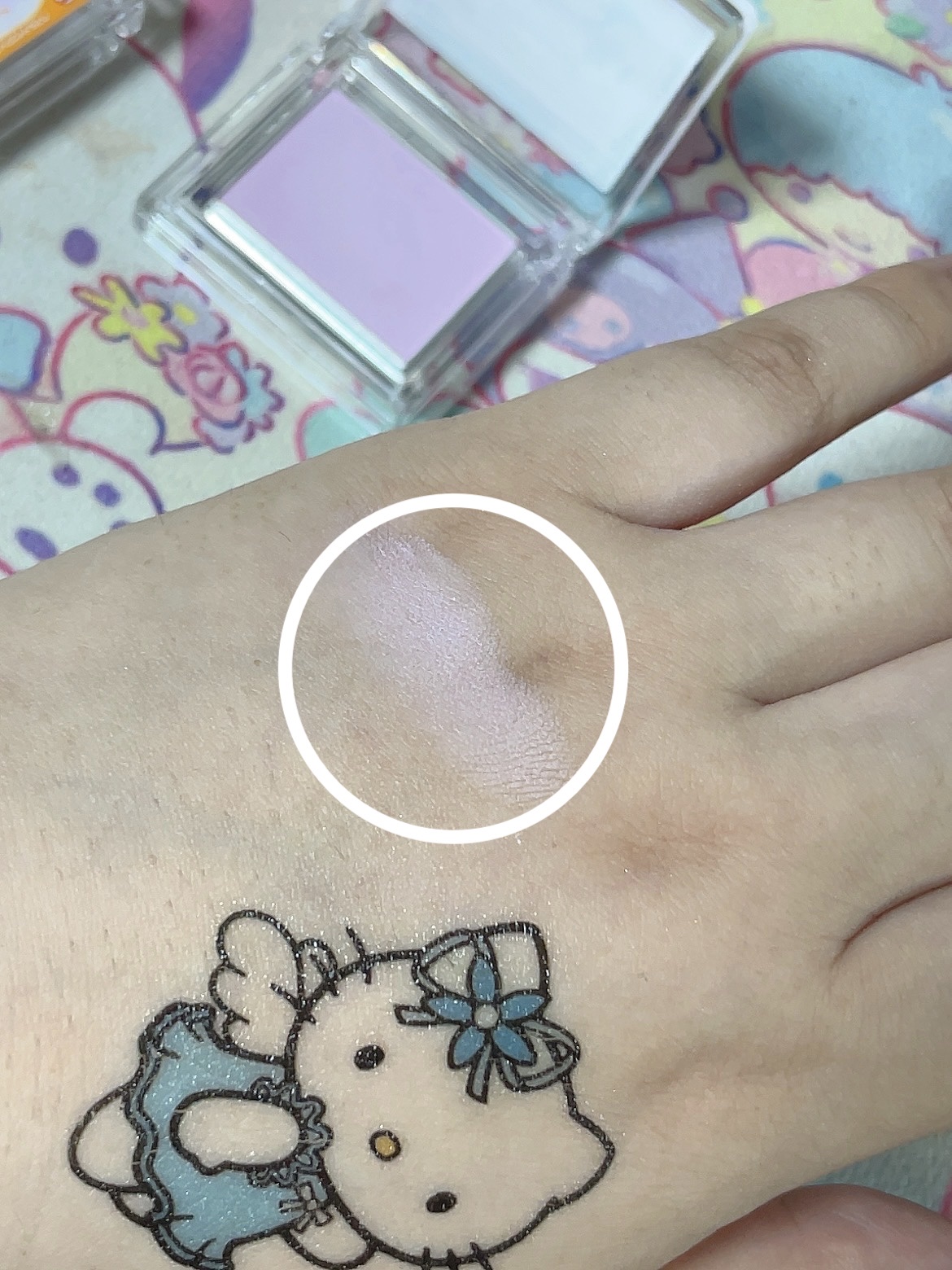 ポンデクルール オシャレ魔女 ラブandベリー マルチカラーパウダー/Pon de Couleur/単色アイシャドウを使ったクチコミ（3枚目）