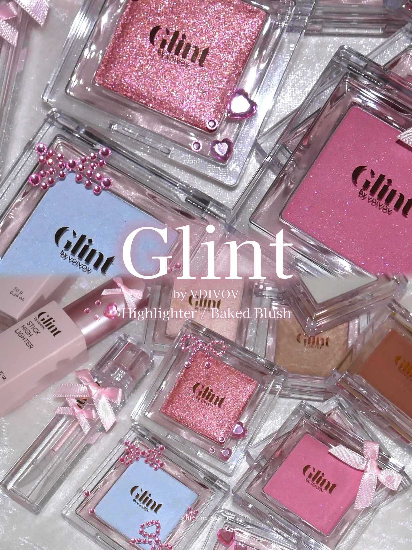 .
.
.
Glint
Highlighter

・粉質しっとりで粉っぽさ0
・肌に自然に溶け込む発色
・微細パールが繊細で上品なツヤ感

01 Dewy Moon
↳暖かいシャンパンベージュ

03 Chrome Baby
↳コーラルゴー