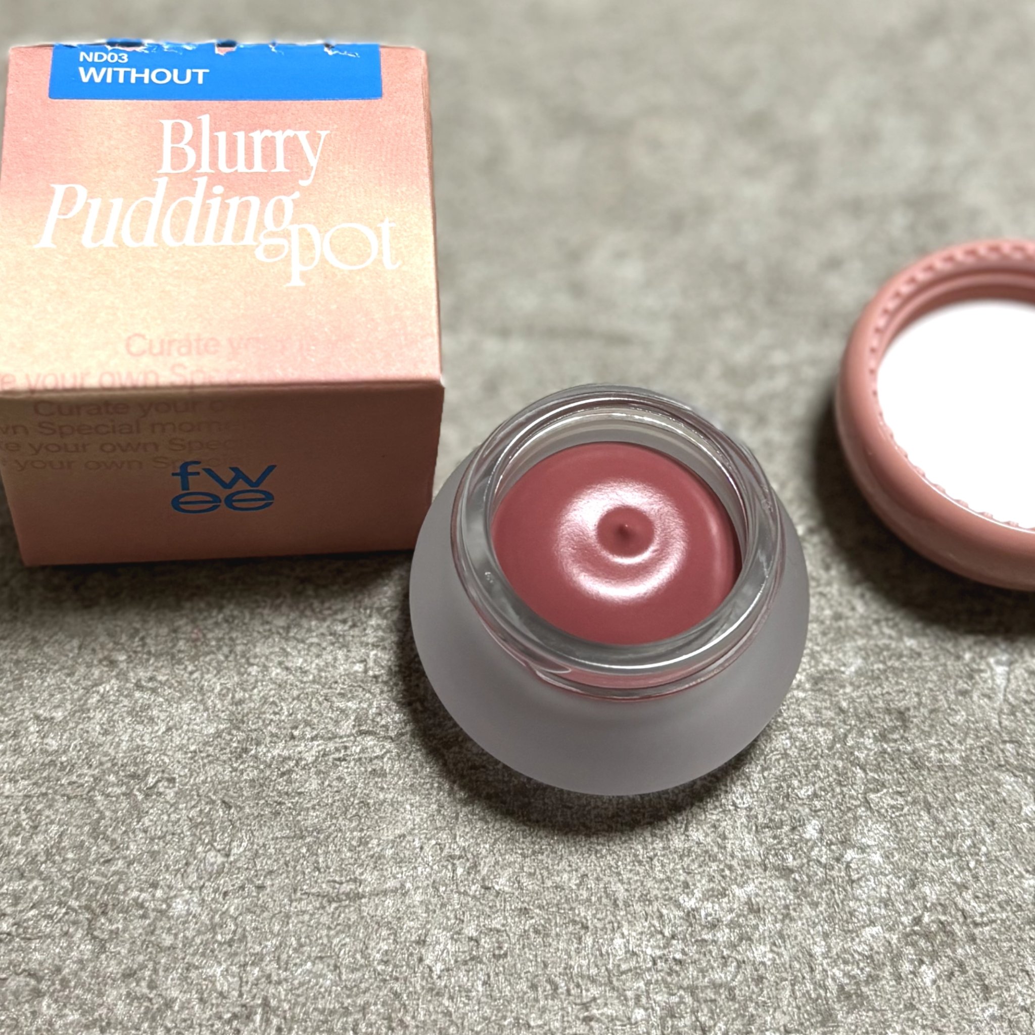 リップアンドチーク ブラーリープリンポット/fwee/口紅を使ったクチコミ（2枚目）