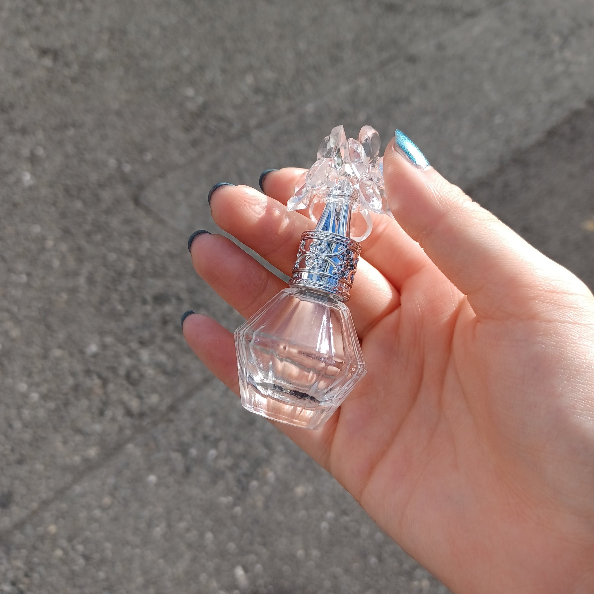 ジルスチュアート クリスタルブルーム オードパルファン/JILL STUART/香水(レディース)を使ったクチコミ（1枚目）