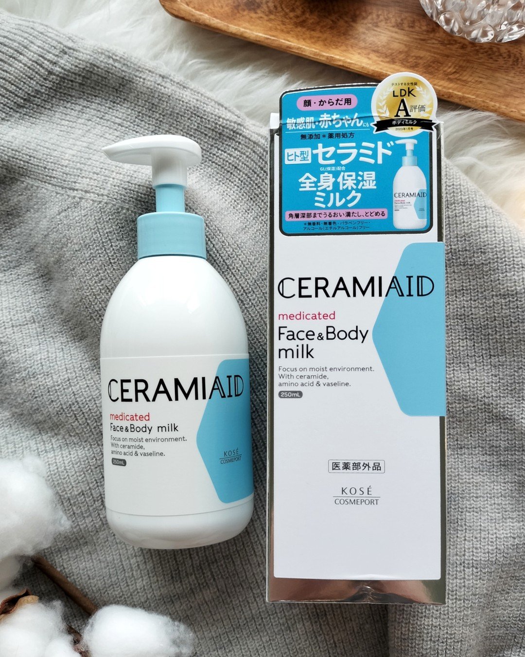 そろそろ秋のスキンケアに衣替え。敏感肌にも使えるセラミド配合スキンケア🩵
　
　
セラミエイド
薬用スキンミルク
250ml
1,300円 (税抜き参考価格)
　
　
＼セラミエイドの特長／
・全品セラミド配合(*1) × 無添加(*2)