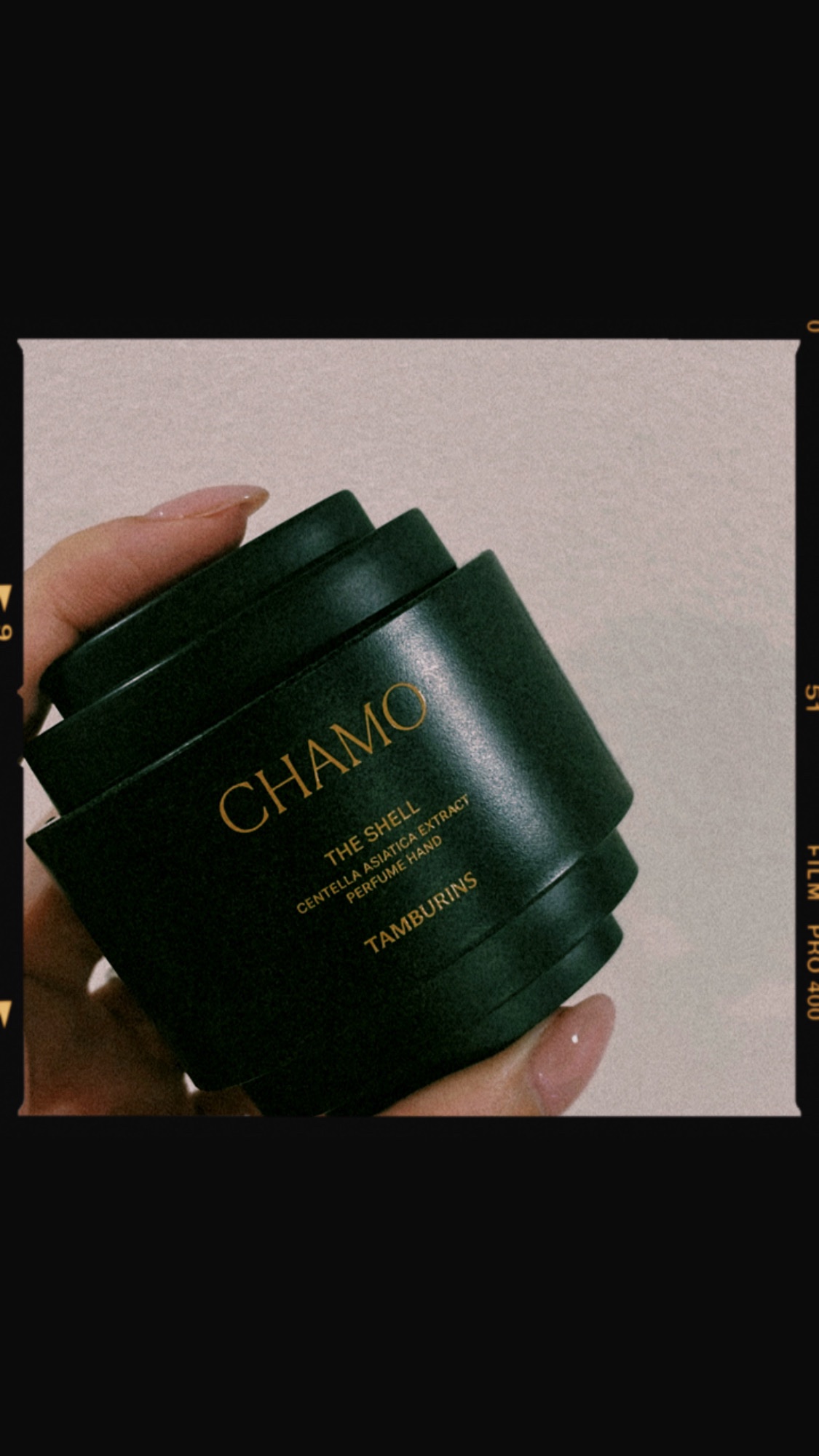 タンバリンズ パフューム シェル エックス ハンドクリーム カモ/tamburins/ハンドクリームを使ったクチコミ（1枚目）