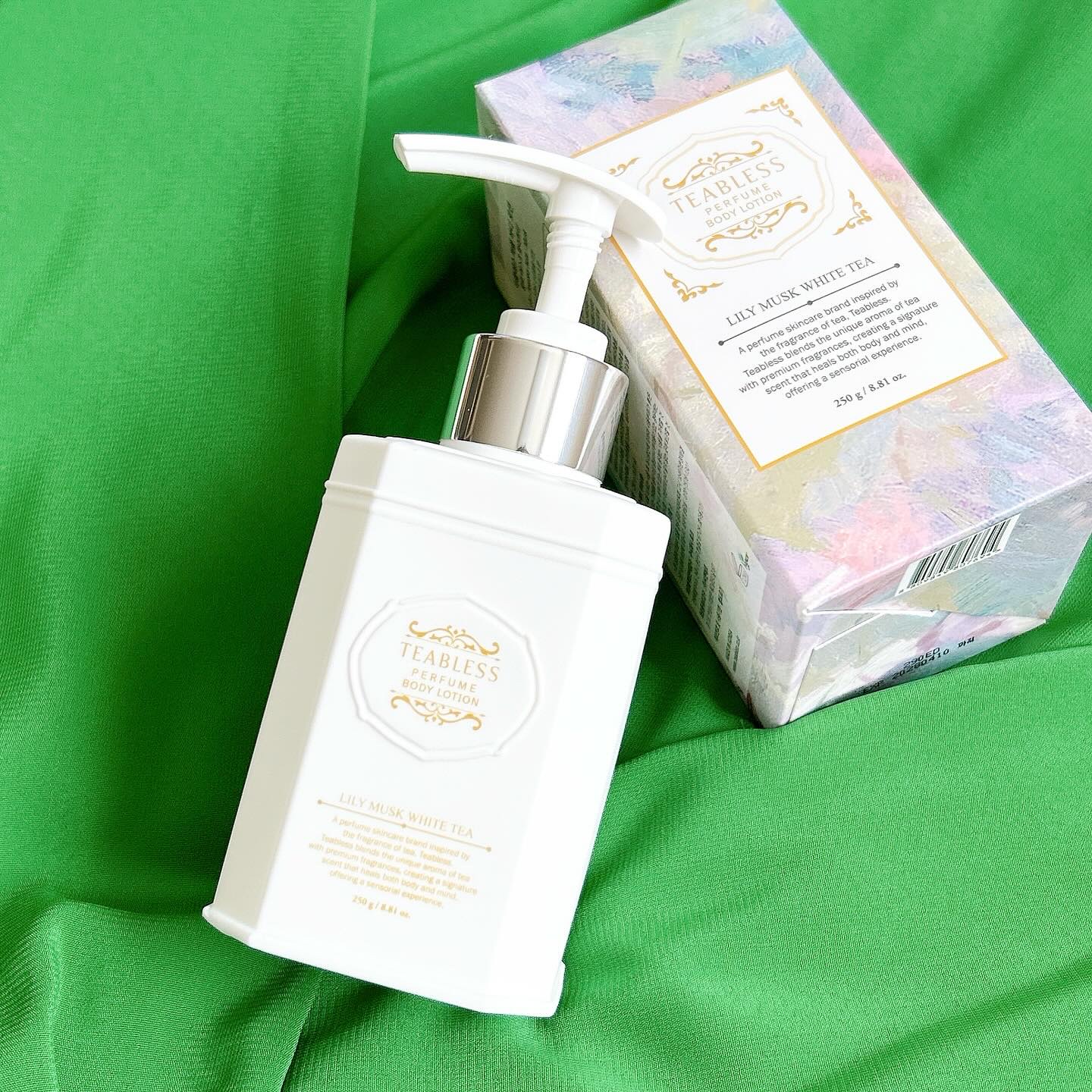 パフュームボディローション リリィムスクホワイトティー/TEABLESS/ボディローションを使ったクチコミ（1枚目）