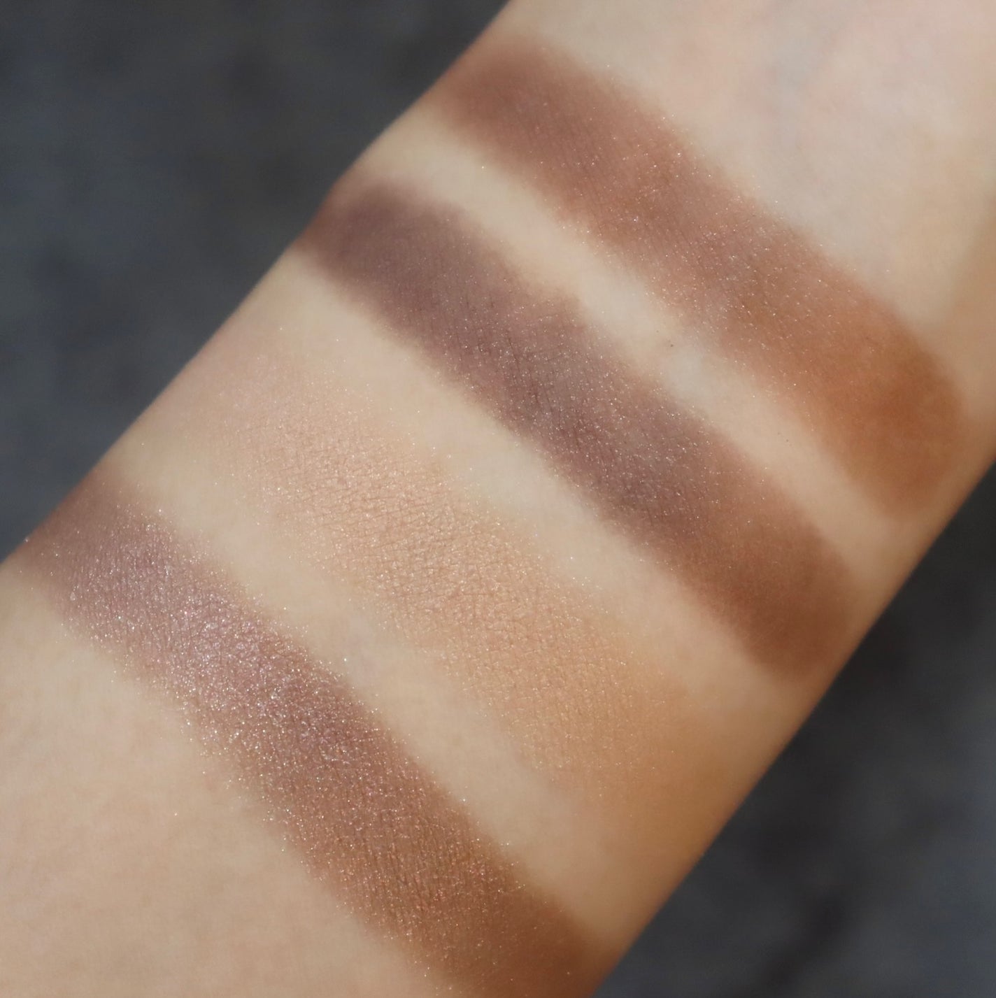 レ キャトル オンブル ブトン/CHANEL/アイシャドウパレットを使ったクチコミ(3枚目)