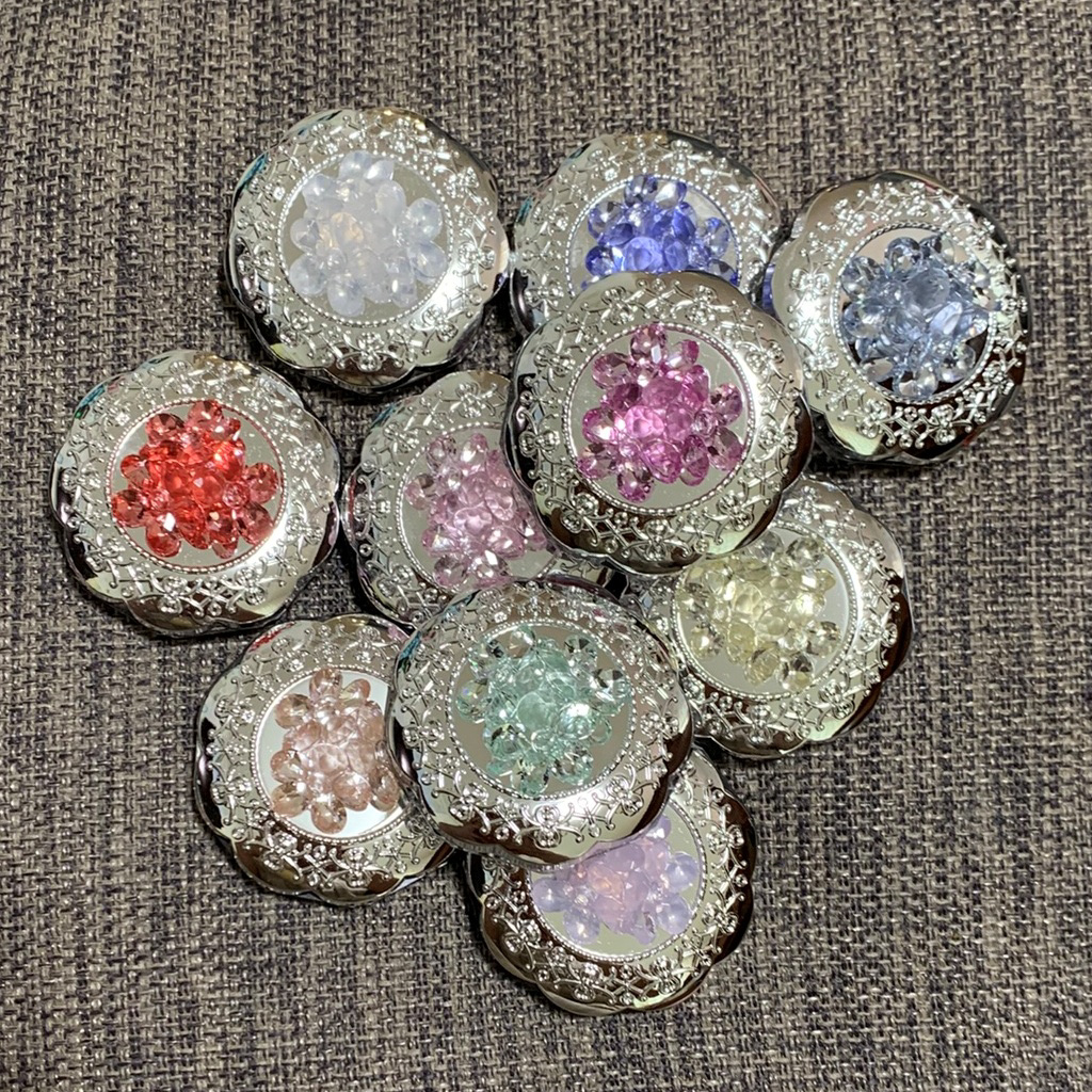 ジルスチュアート クリスタルブルーム ペタルクチュールアイズ デュオ/JILL STUART/アイシャドウパレットを使ったクチコミ（3枚目）