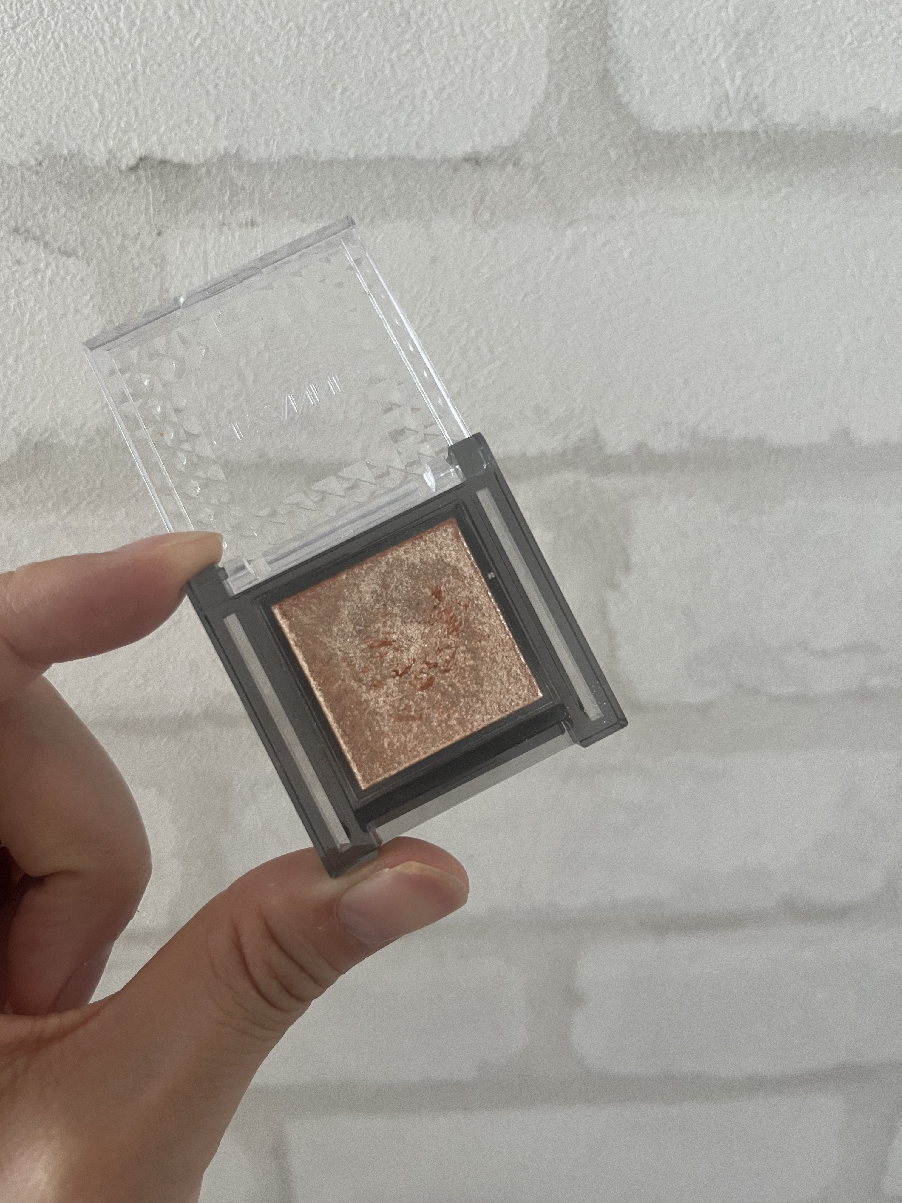 シングルカラーアイシャドウ/CEZANNE/単色アイシャドウを使ったクチコミ（2枚目）