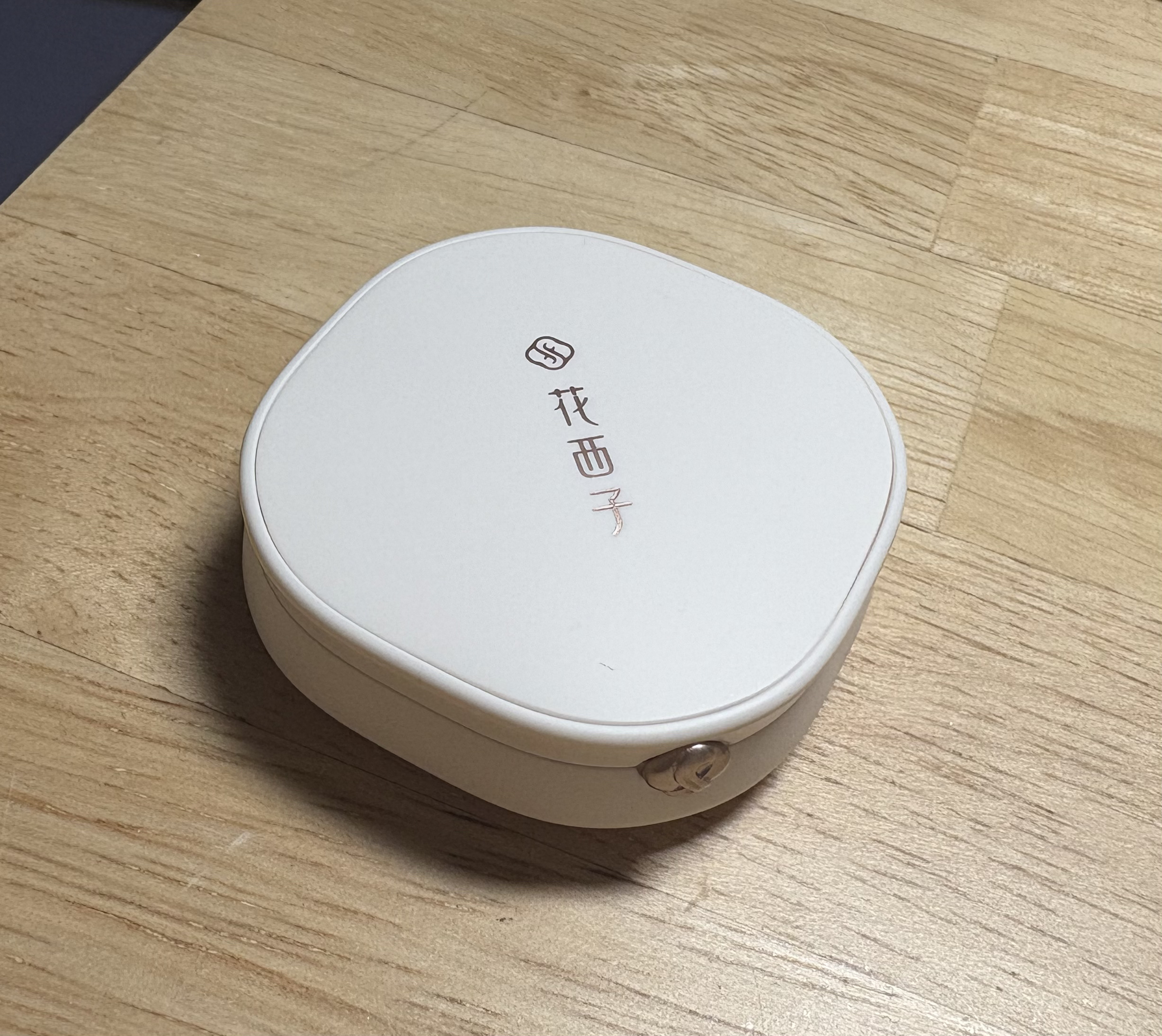 玉養桃花 プレストパウダー/花西子/プレストパウダーを使ったクチコミ（1枚目）