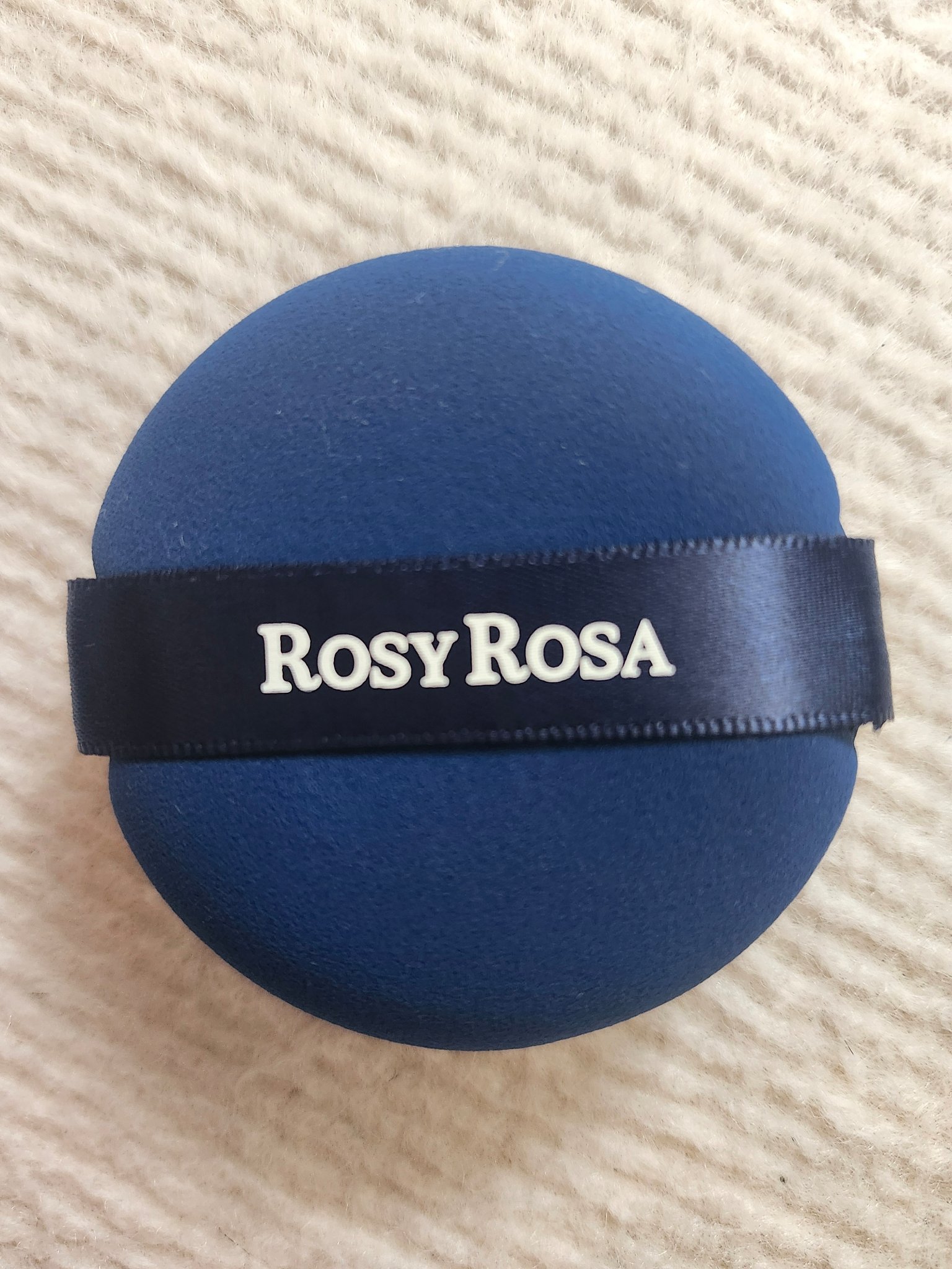 マルチファンデパフ 2P 2P NV(ネイビー)(数量限定)/ロージーローザ/パフ・スポンジを使ったクチコミ（2枚目）