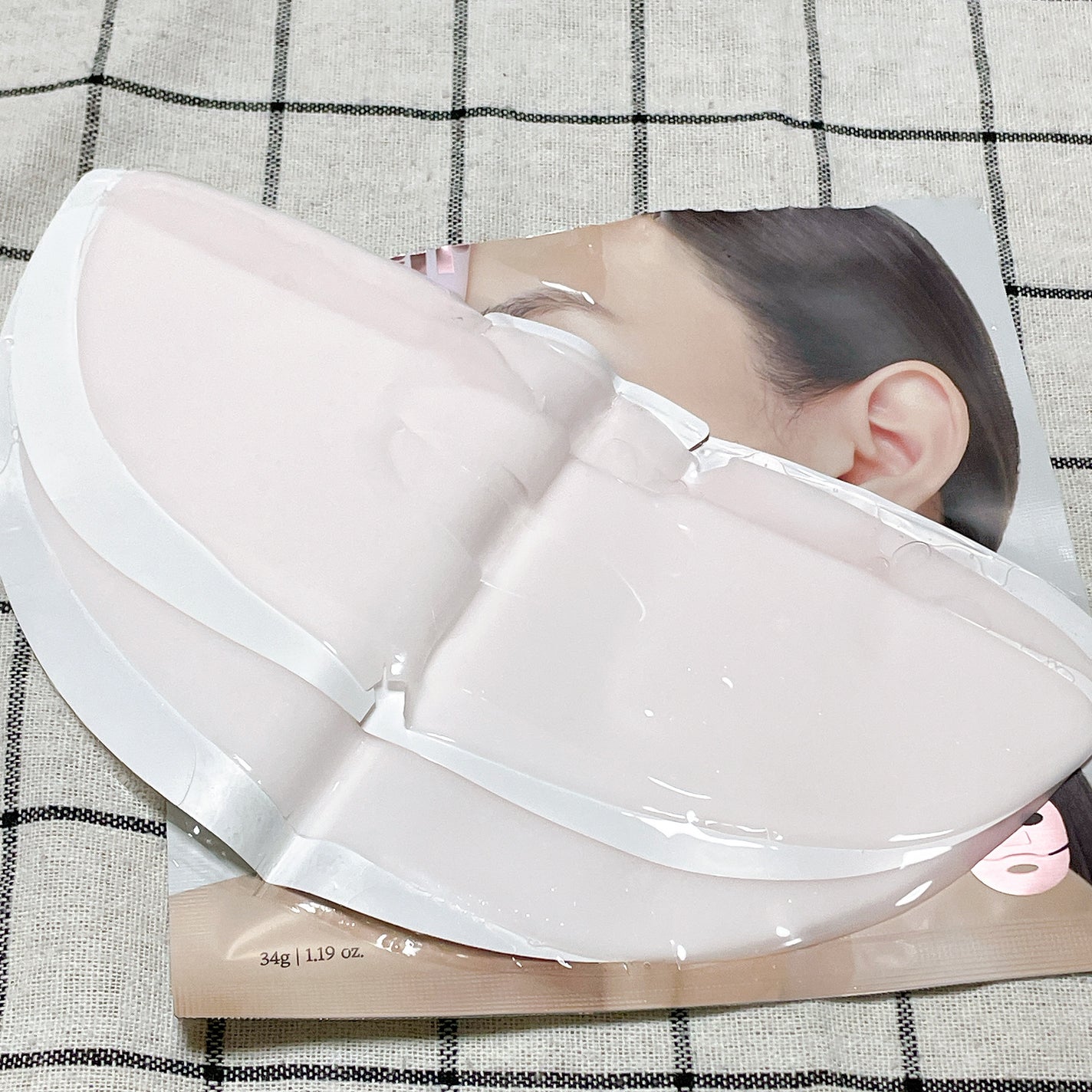 レッドコラーゲンハイドロゲルマスク/avajar/シートマスク・パックを使ったクチコミ(2枚目)