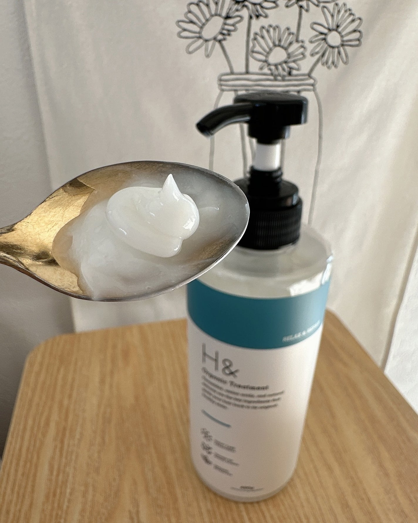 yukano on LIPS 「アミノ酸とセラミドで傷んだ髪を潤い補修⋈∗︎*゚✼••┈┈┈┈..」(5枚目)