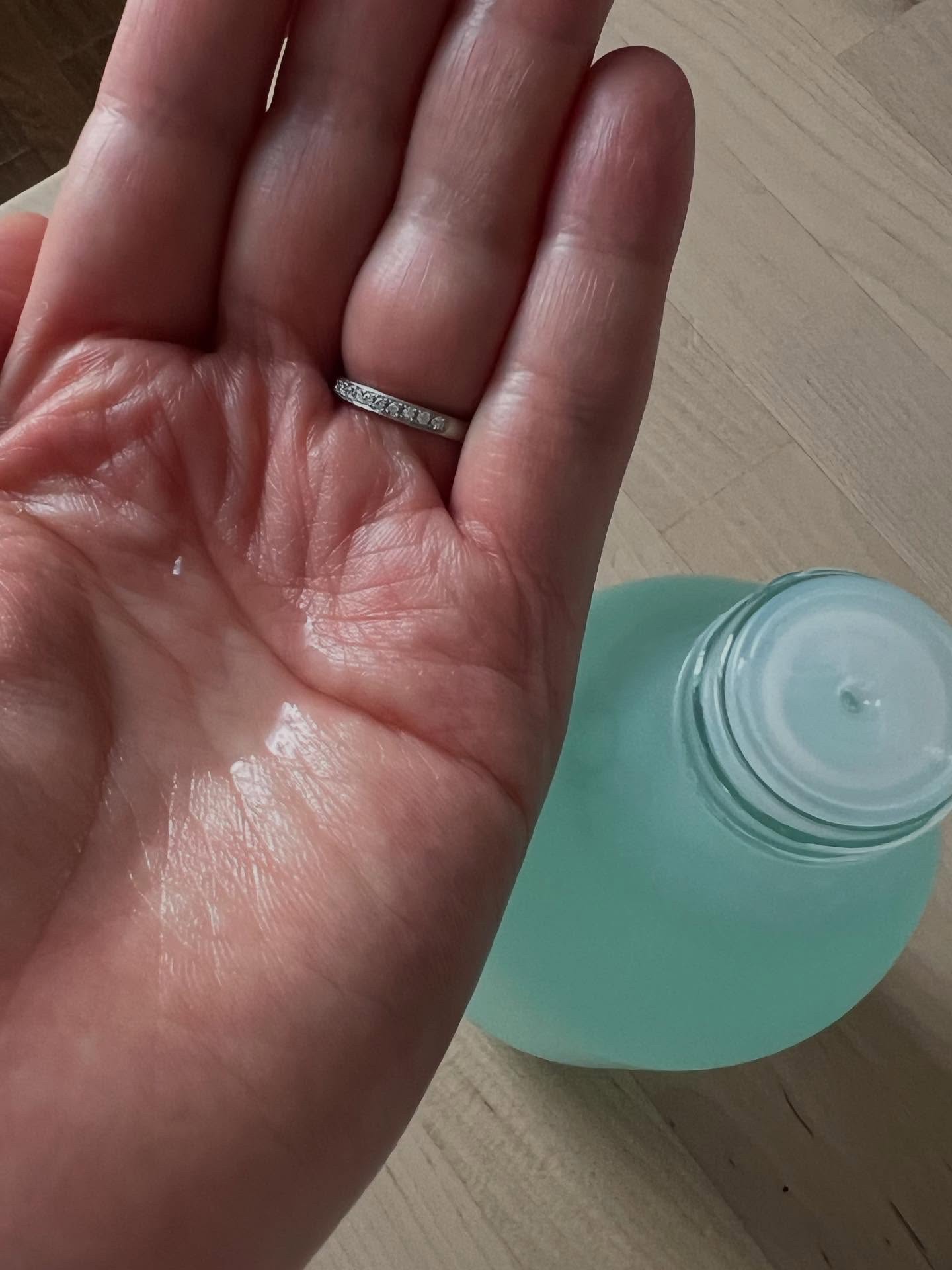 スーパーティーツリークレイマスククレンザー/AROMATICA/洗顔フォームを使ったクチコミ（2枚目）