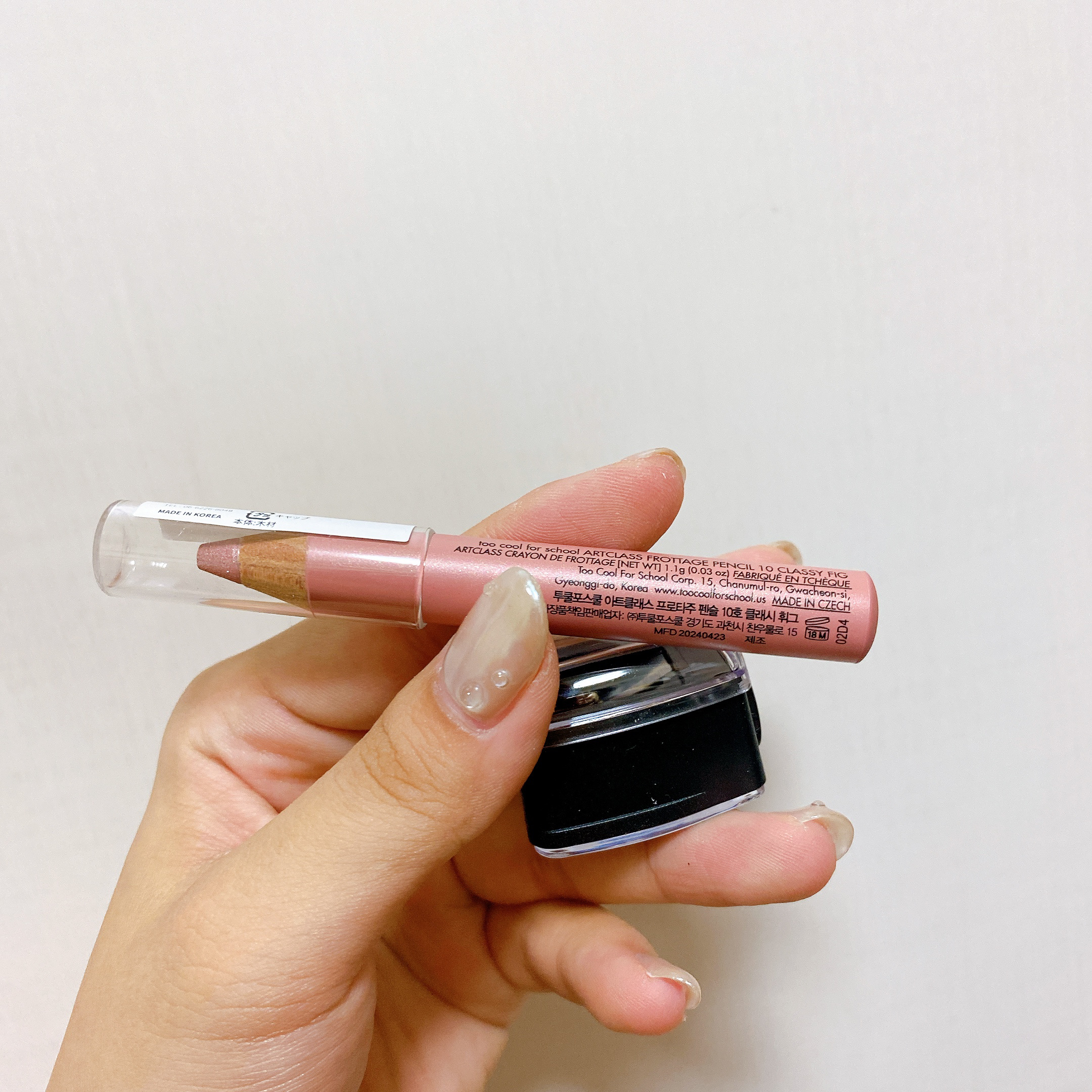 アートクラス フロッタージュペンシル/too cool for school/スティックアイシャドウを使ったクチコミ（2枚目）