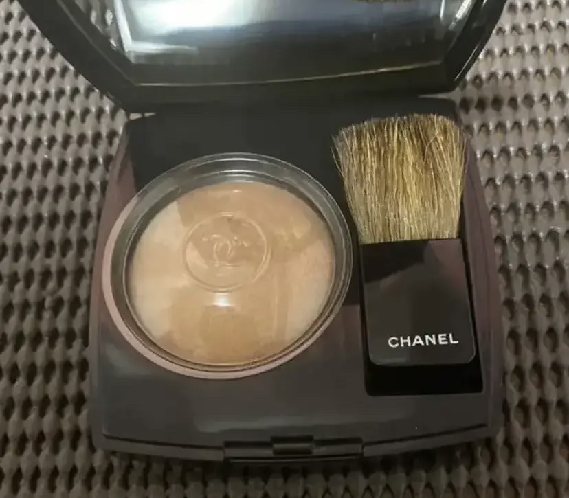 ジュ コントゥラスト/CHANEL/パウダーチークを使ったクチコミ（1枚目）