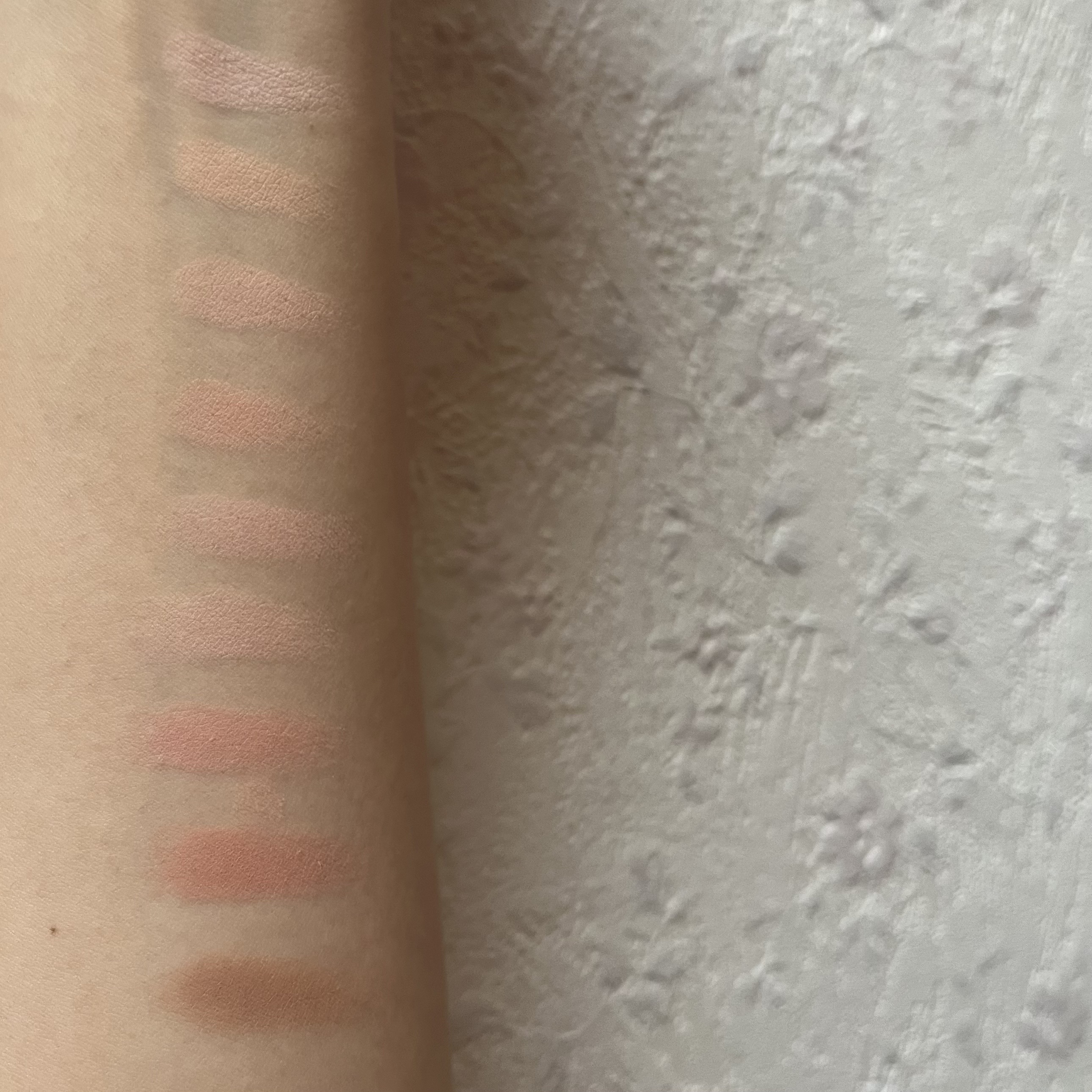 シャドウパレット 32 ミルキーアプリコット/dasique/アイシャドウパレットを使ったクチコミ（2枚目）