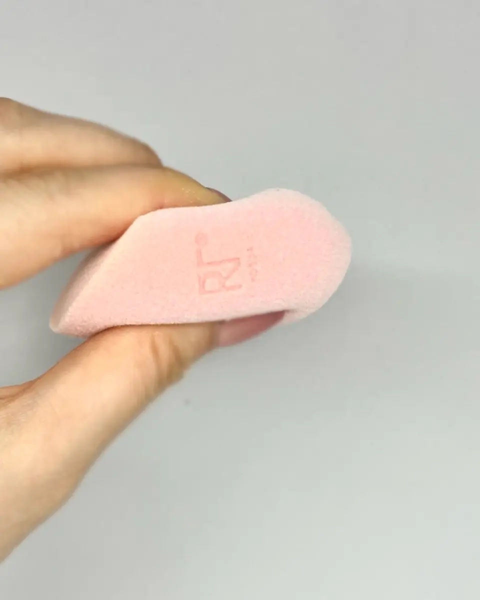 ミラクルパウダースポンジ/Real Techniques/パフ・スポンジを使ったクチコミ（3枚目）