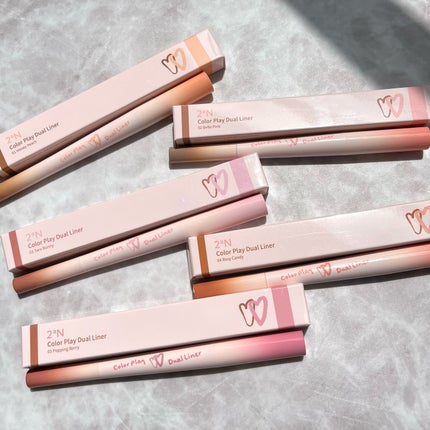 カラープレイデュアルライナー/2aN/スティックアイシャドウを使ったクチコミ(6枚目)