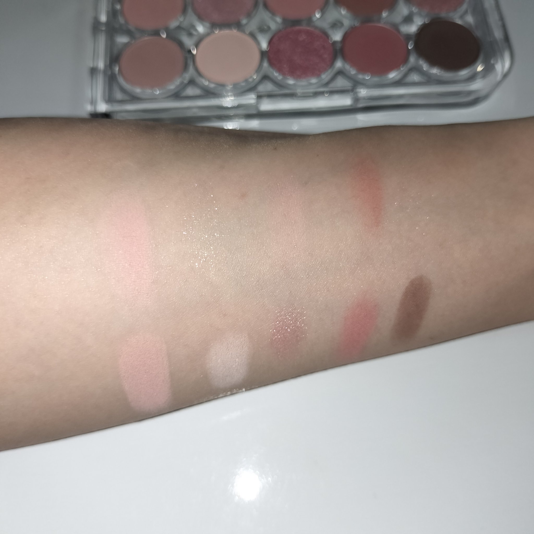 ライトオンアイズシャドウパレット/ルミル/アイシャドウパレットを使ったクチコミ（3枚目）