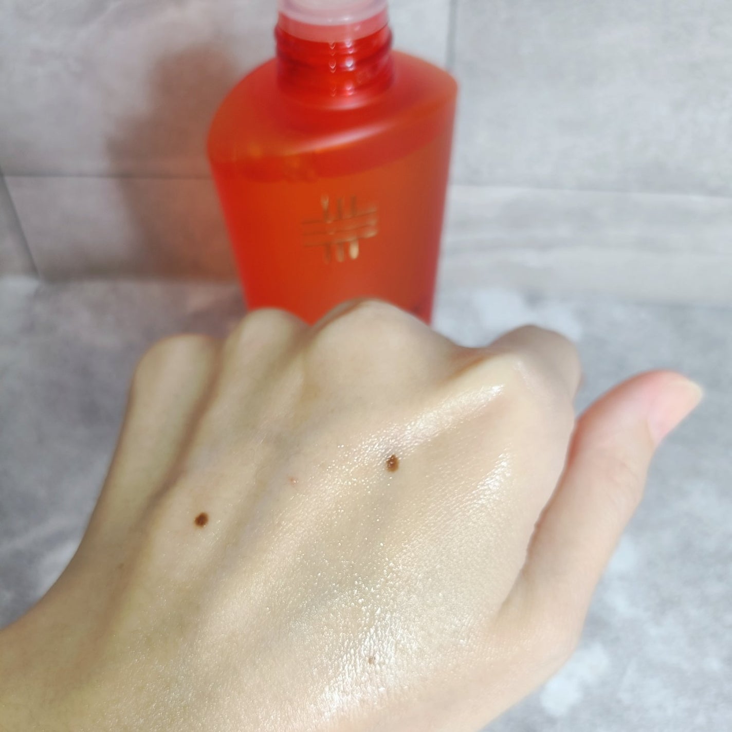 VC100エッセンスローション EX/ドクターシーラボⓇ/化粧水を使ったクチコミ(5枚目)