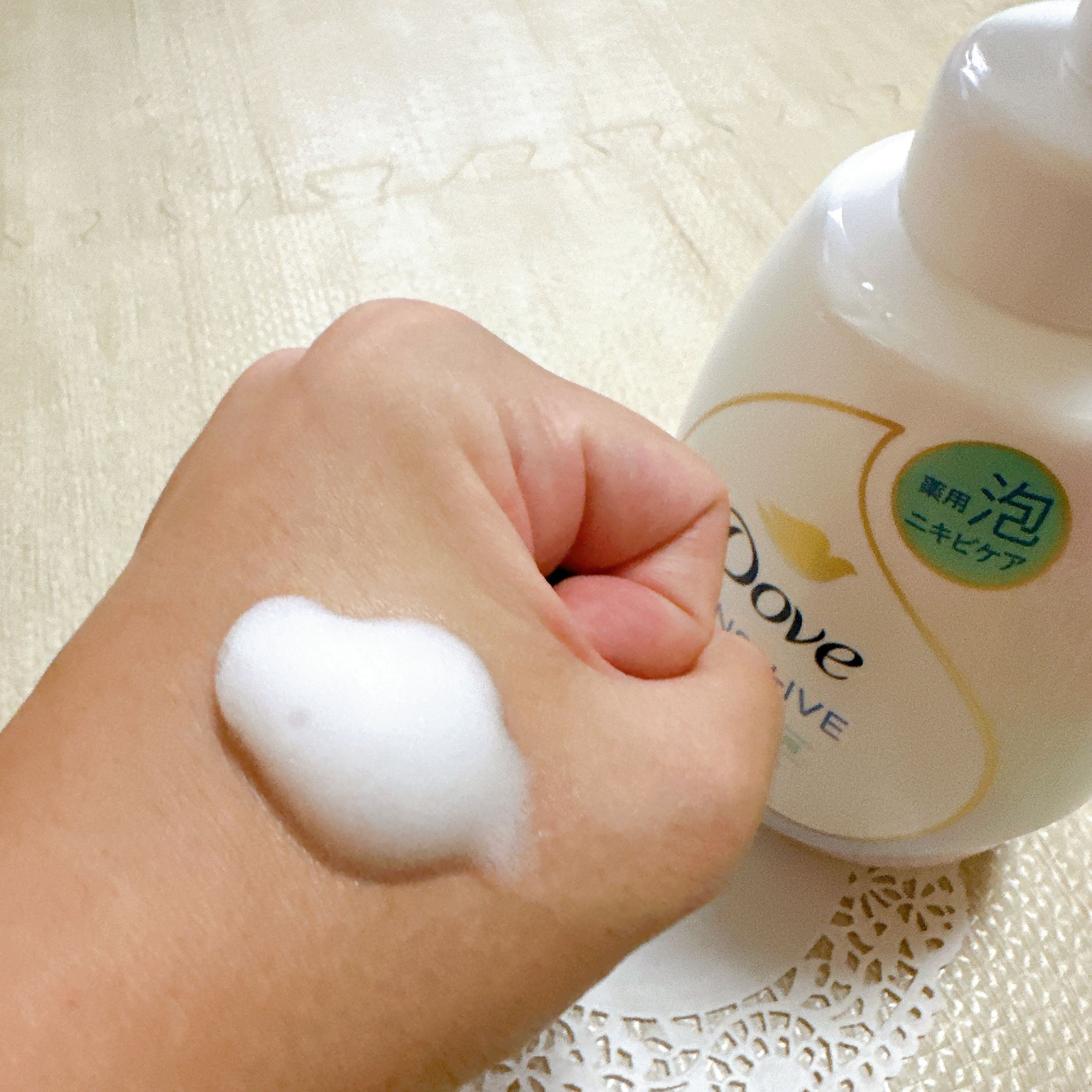 薬用　ダヴ　ニキビケア泡ボディウォッシュ　なめらか素肌/ダヴ/ボディソープを使ったクチコミ（3枚目）