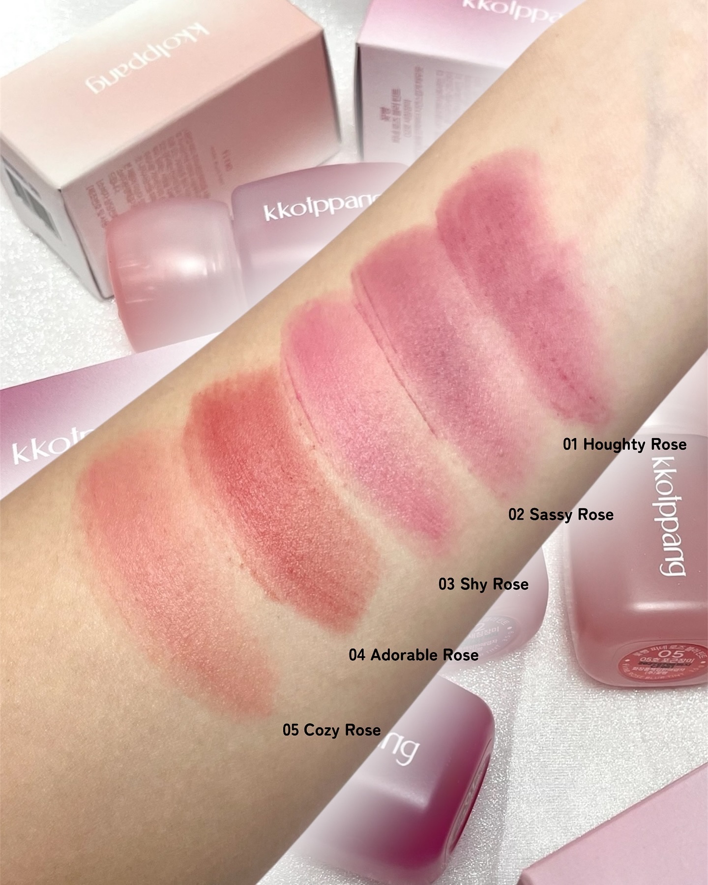 ピネローズブラーティント/kkotppang/リップティントを使ったクチコミ（3枚目）