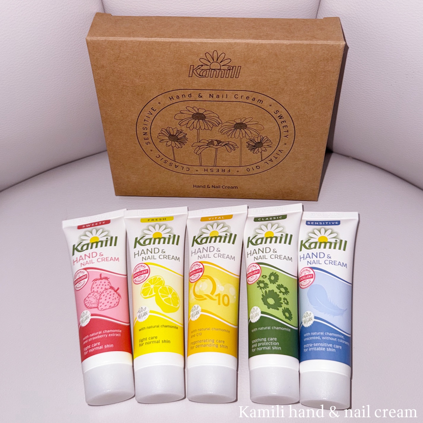 
.

カミール ハンド＆ネイルクリーム💅

グリセリン配合でしっかり保湿してくれるハンドクリーム❣️
今ならメガ割でミニサイズ5本のお得な企画セットが販売中✨

この機会に自分の好きな香りや使用感のクリームを見つけて🌼

#PR #k