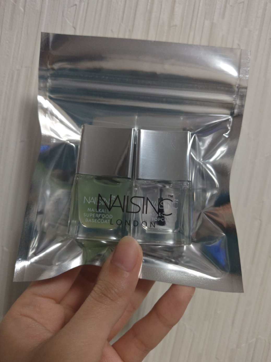 ネイルケール スーパーフード ベースコート/nails inc./ネイルベースコートを使ったクチコミ（1枚目）