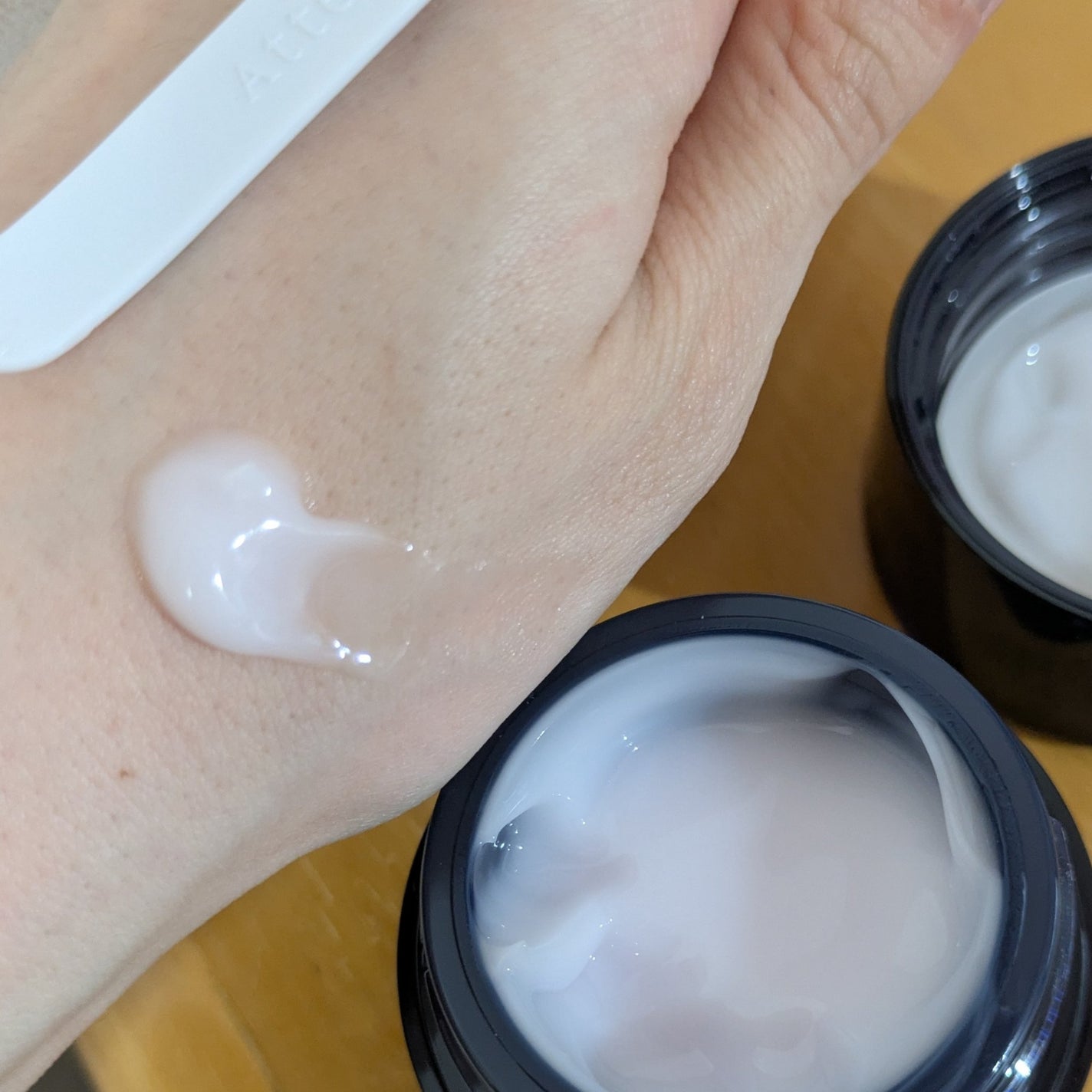 アテニア ミッドナイトモイスチャライザー/アテニア/フェイスクリームを使ったクチコミ(2枚目)