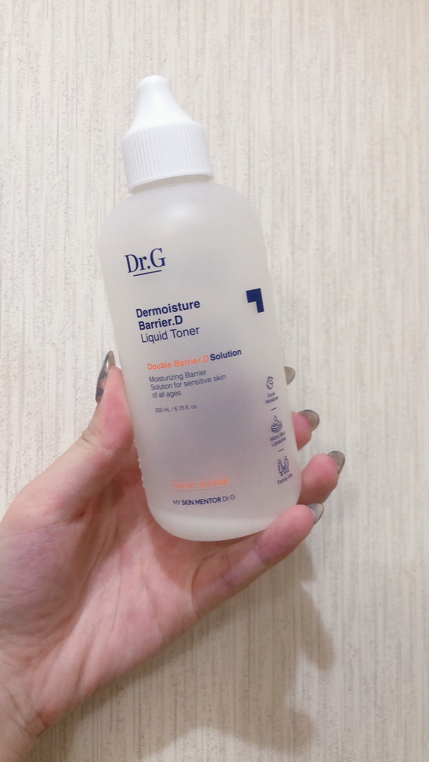 Dr.G
ザモイスチャーバリアDリキッドトナー
¥2,640

🌸🌸🌸🌸🌸🌸🌸🌸🌸🌸🌸🌸🌸

#韓国スキンケア 
#ドクターズコスメ 
#メガ割 
#Qoo10 
#敏感肌 

パンテノール入りの化粧水が好きで、ド