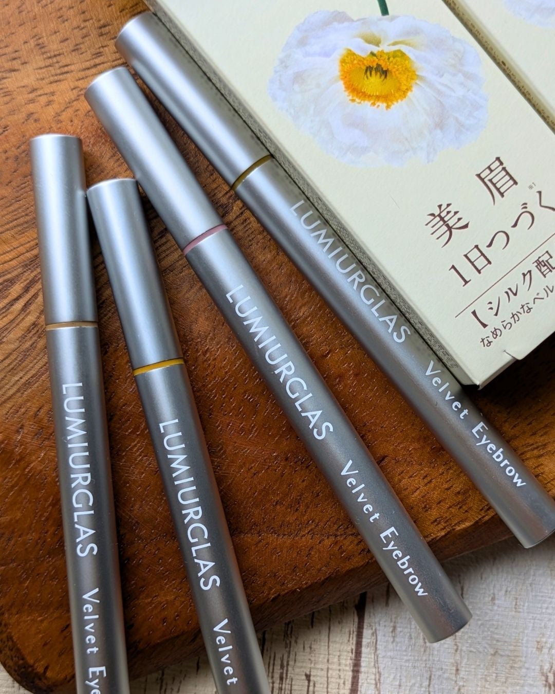 ベルベットアイブロウ/LUMIURGLAS/リキッドアイブロウを使ったクチコミ(4枚目)