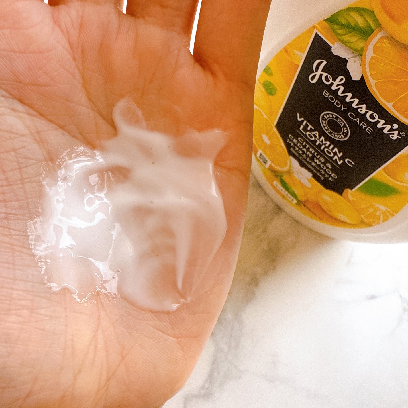 VC アロマミルク/ジョンソンボディケア/ボディミルクを使ったクチコミ(4枚目)