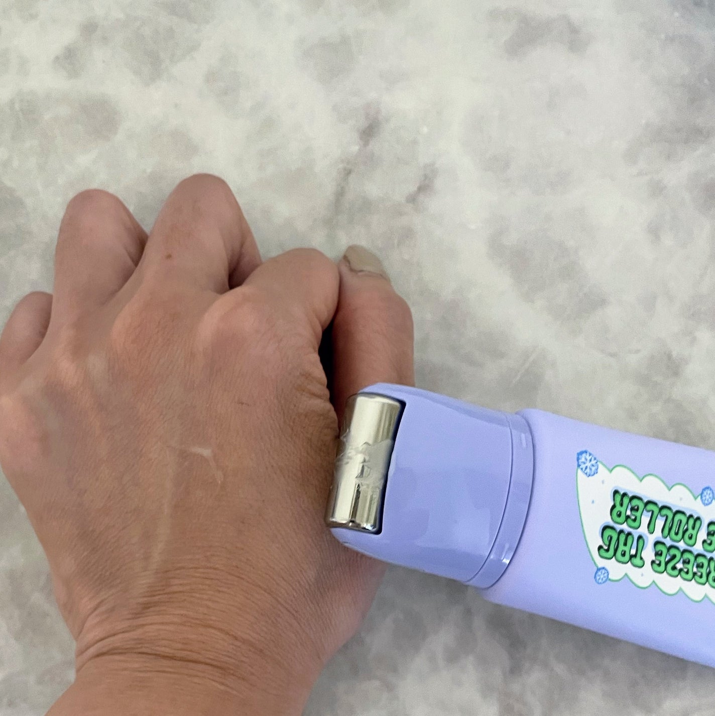 フリーズタグアイスローラー/CHASIN'RABBITS/美容液を使ったクチコミ(6枚目)