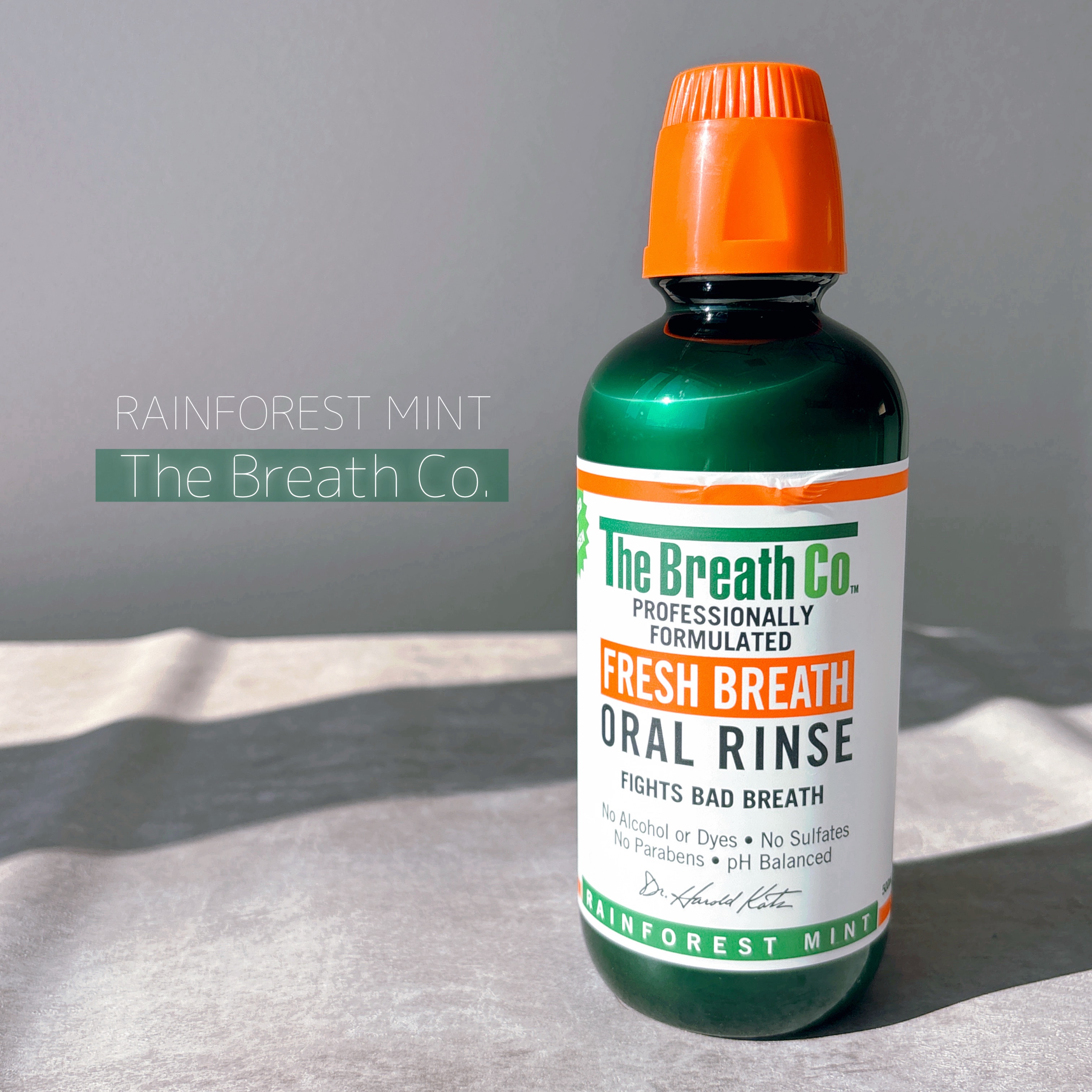 
𝗧𝗵𝗲 𝗕𝗿𝗲𝗮𝘁𝗵 𝗖𝗼. 

ザ・ブレスコ 
オーラルリンス レインフォレスト🌿
アロマ香るウッディミントの爽快感。
口の中がすっきりリフレッシュ✨
アルコールフリーだからピリつきが少なく、
使いやすい◎

口