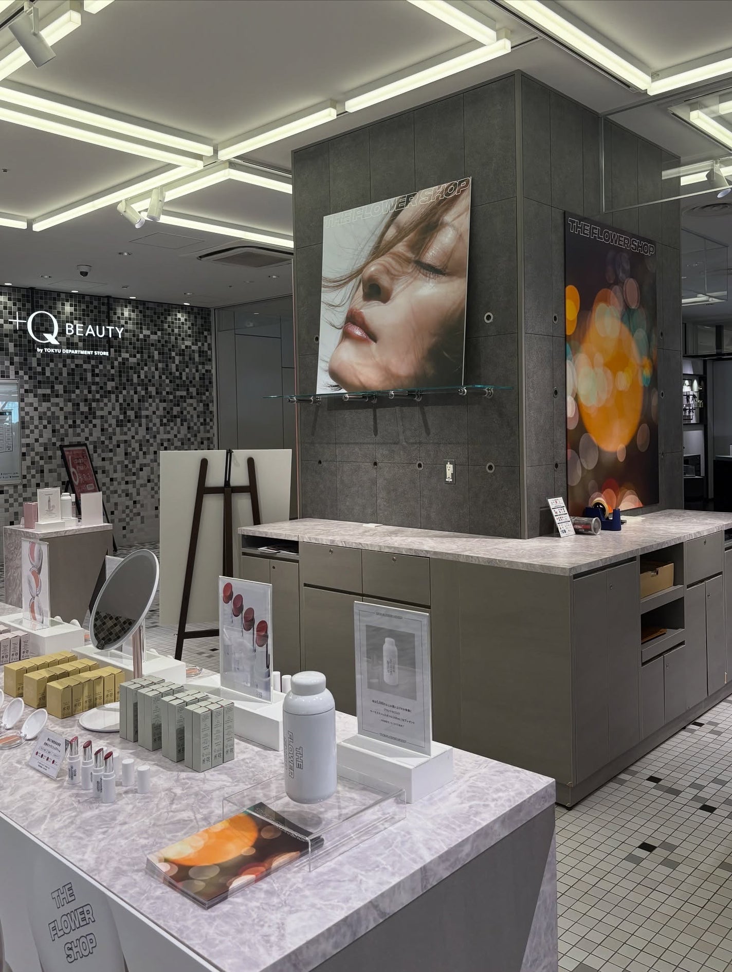 ザ・フラワーショップ シルキー ドロップ オイル/THE FLOWER SHOP/ヘアオイルを使ったクチコミ(2枚目)